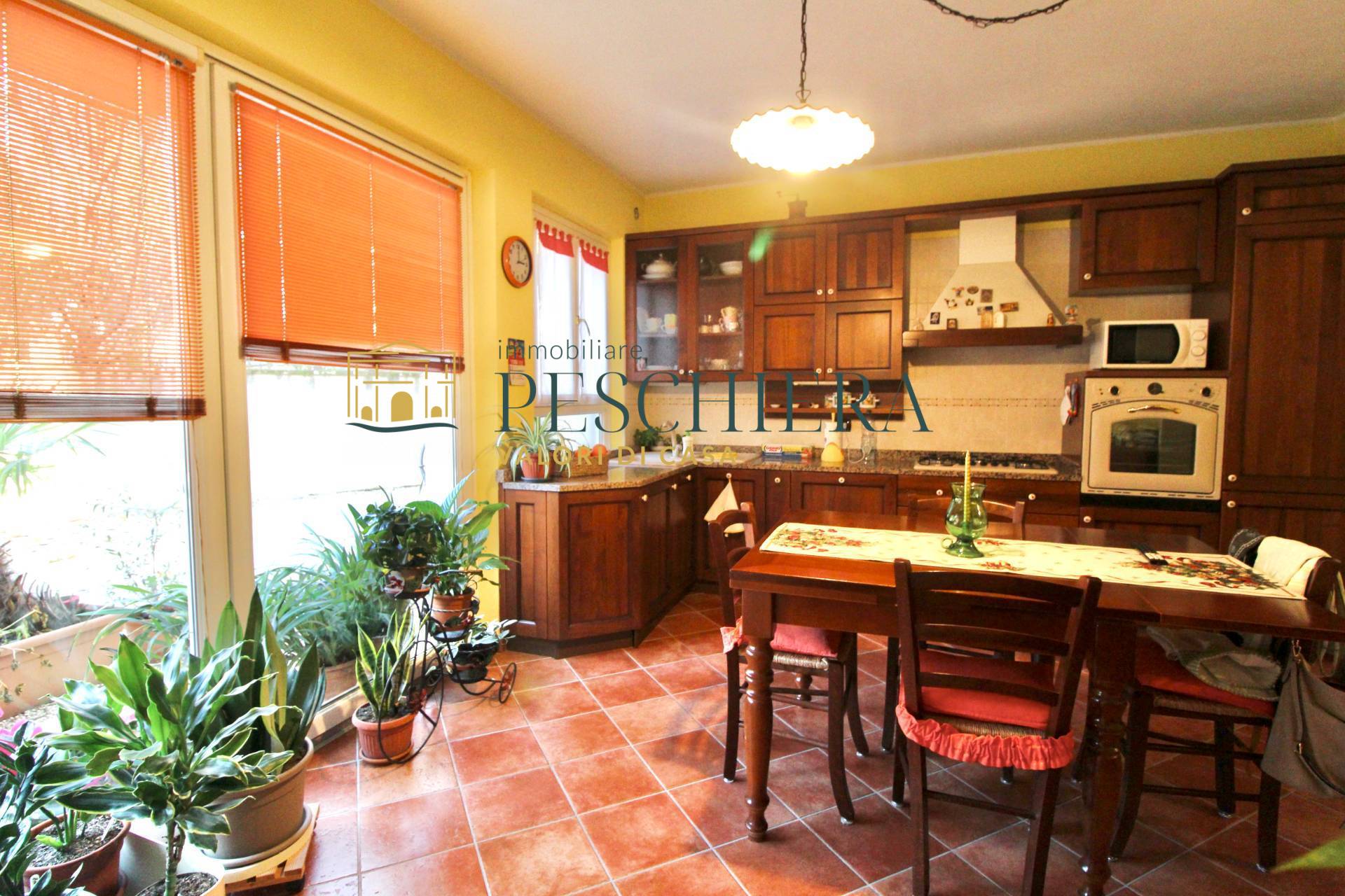 Casa bi/trifamiliare in vendita a Lazise, Generica