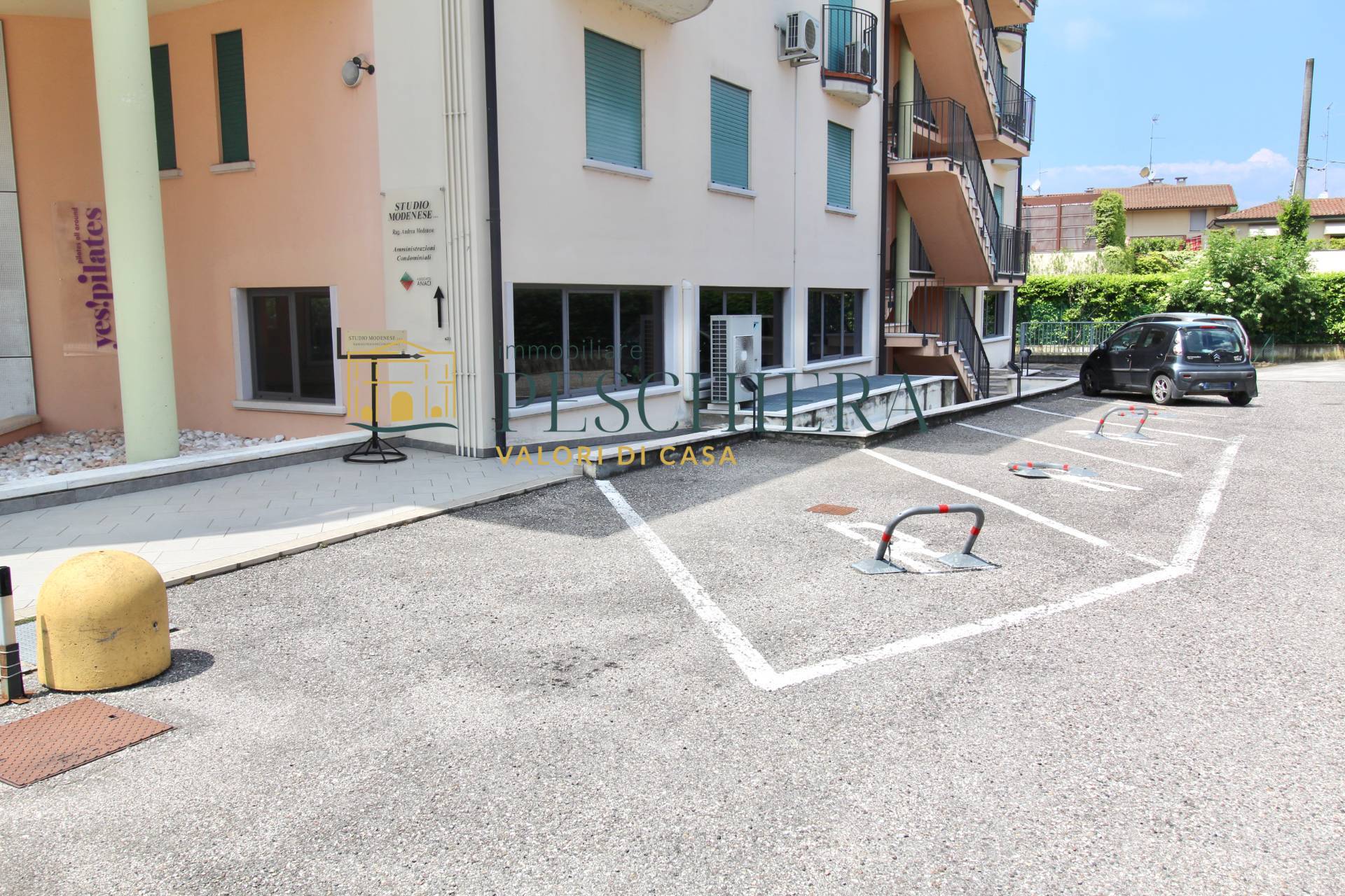 Studio/Ufficio in vendita a Peschiera del Garda, Zona Stazione