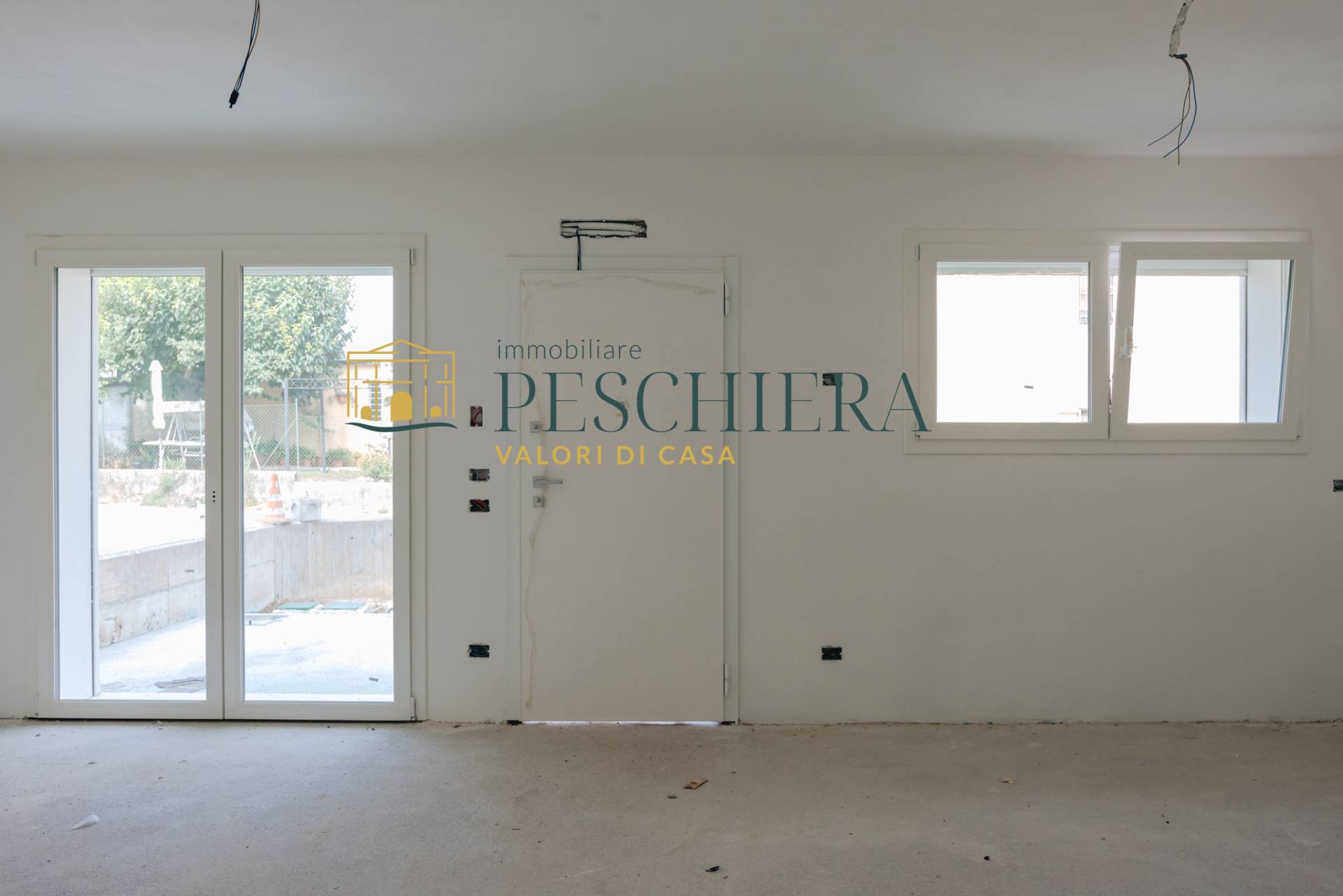 Appartamento in vendita a Desenzano del Garda, Rivoltella del Garda