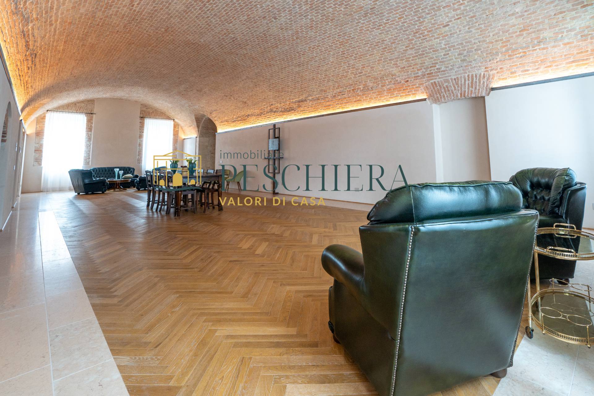 Appartamento in vendita a Peschiera del Garda, Centro storico