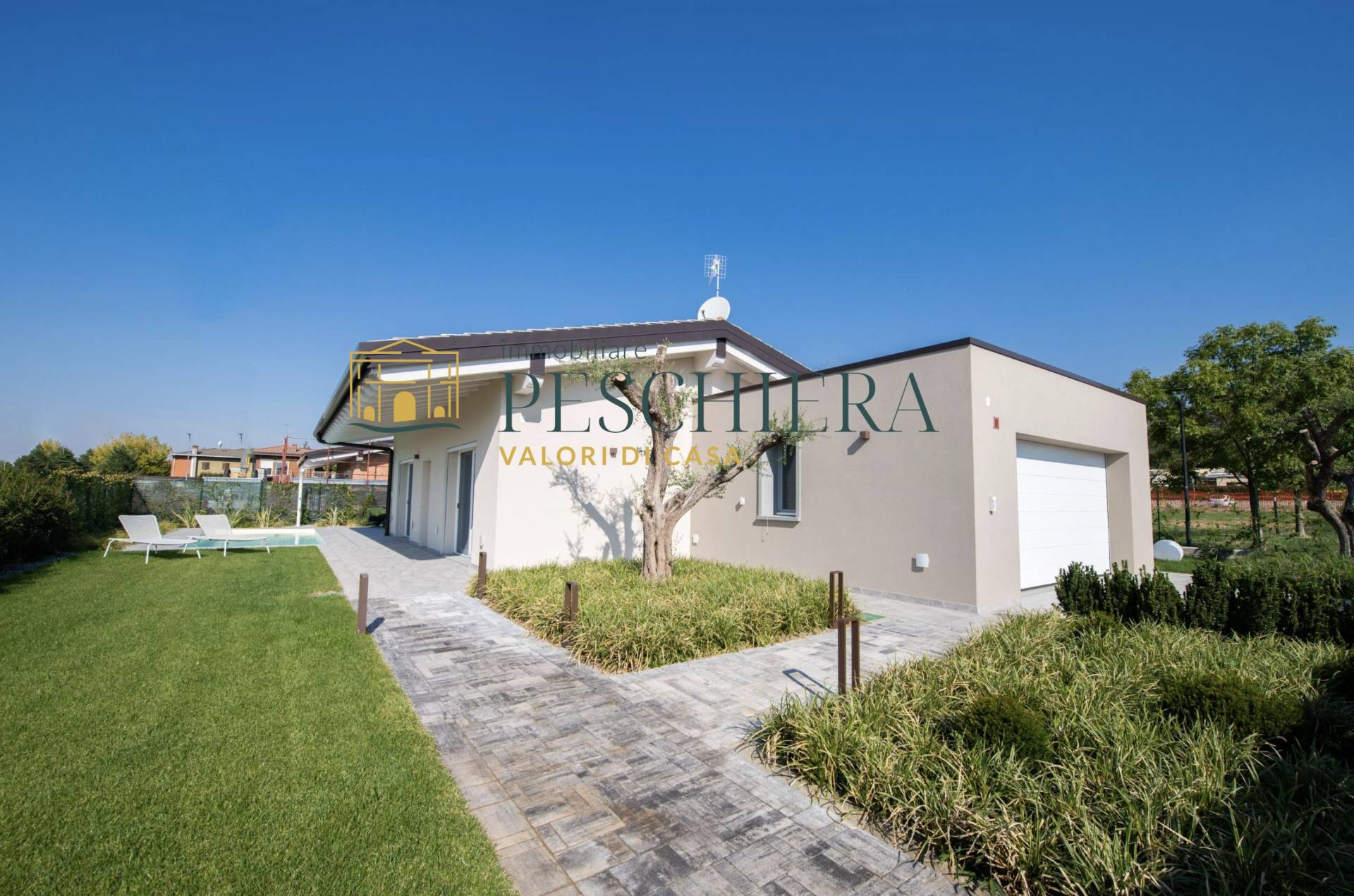 Villa in vendita a Pozzolengo