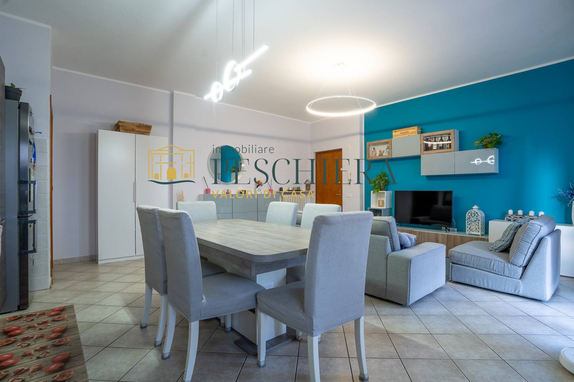 Appartamento in vendita a Peschiera del Garda, Zona Stazione