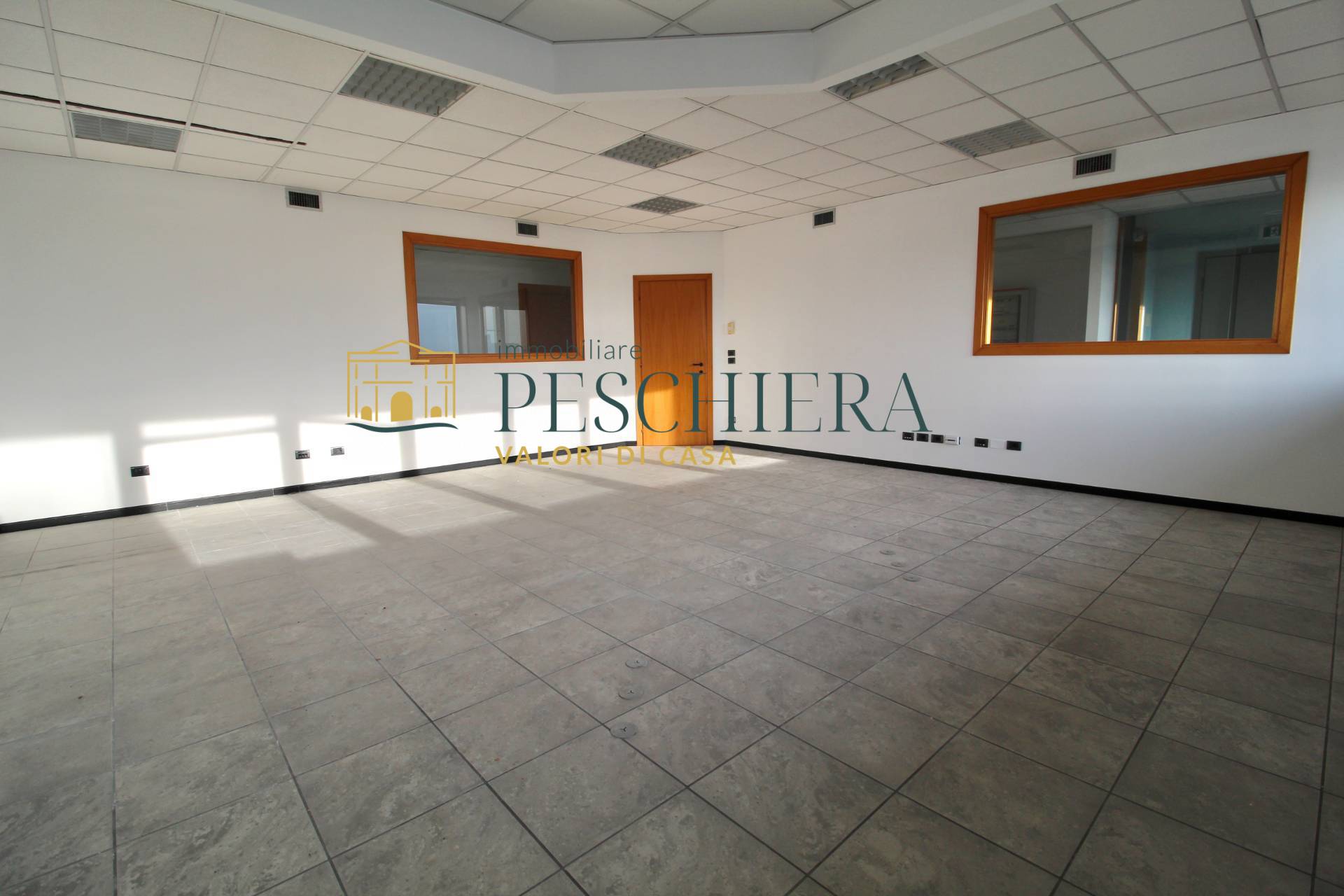 Studio/Ufficio in vendita a Villafranca di Verona