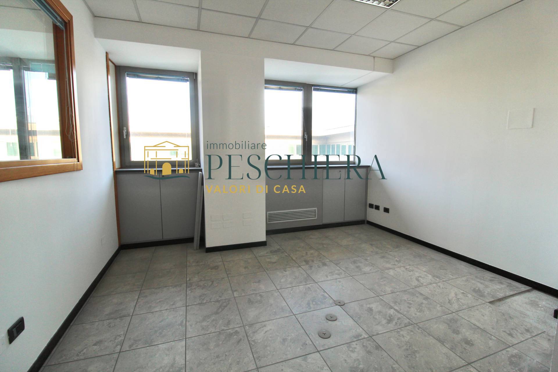 Studio/Ufficio in vendita a Villafranca di Verona