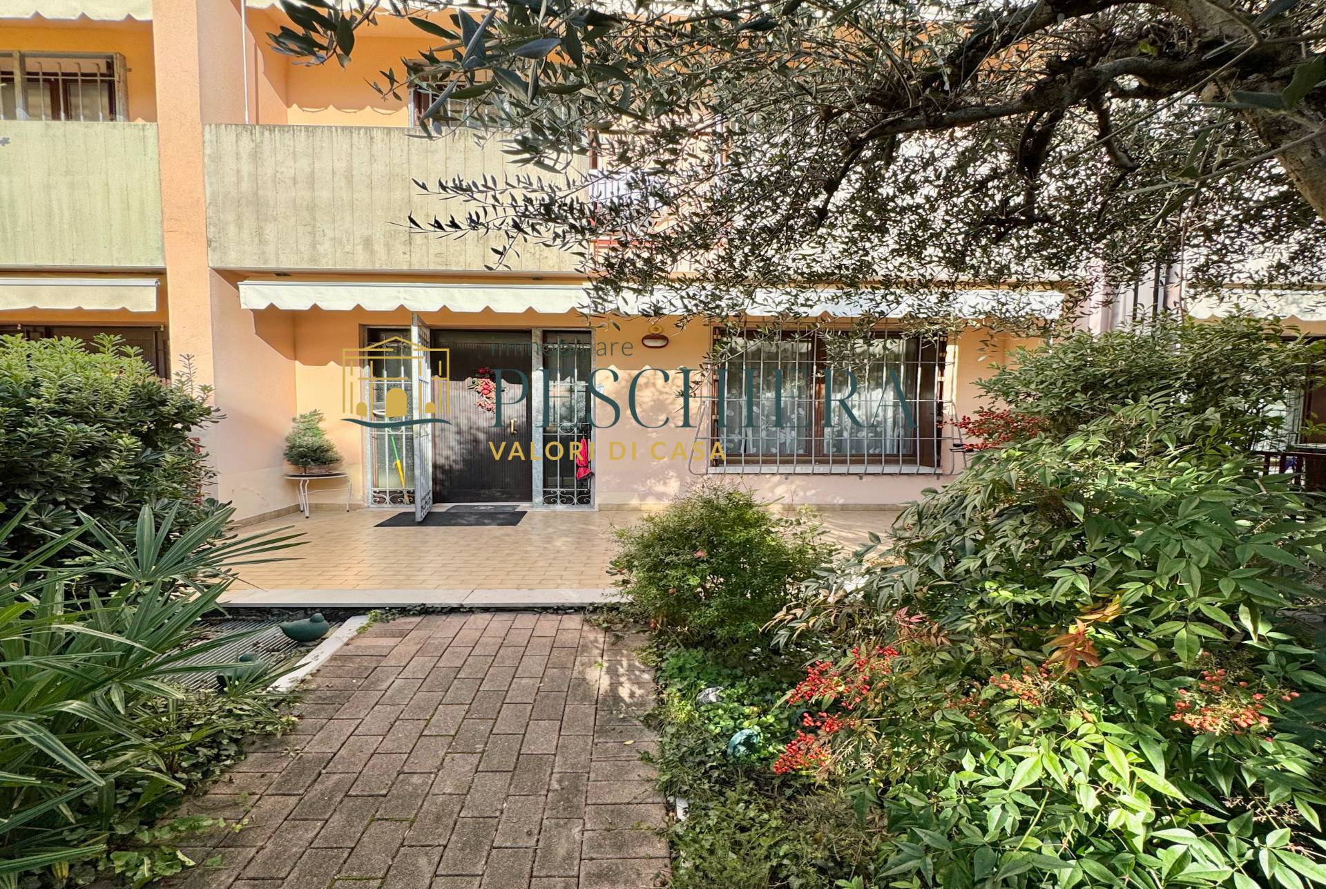 Appartamento in vendita a Castelnuovo del Garda, Generica