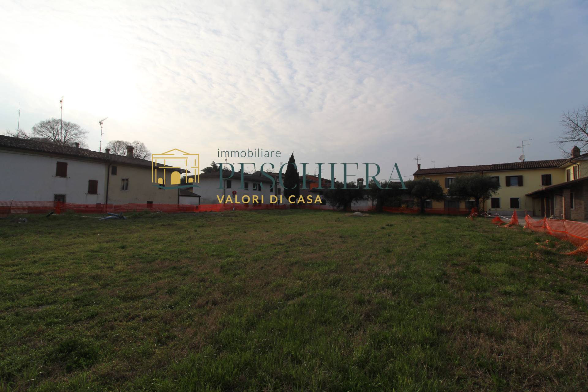 Terreno edificabile in vendita a Valeggio sul Mincio, Generica