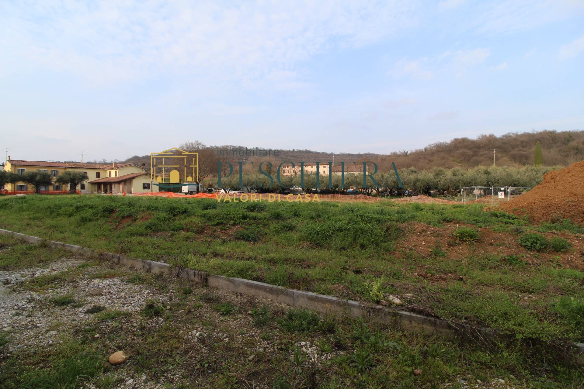 Terreno edificabile in vendita a Valeggio sul Mincio, Generica