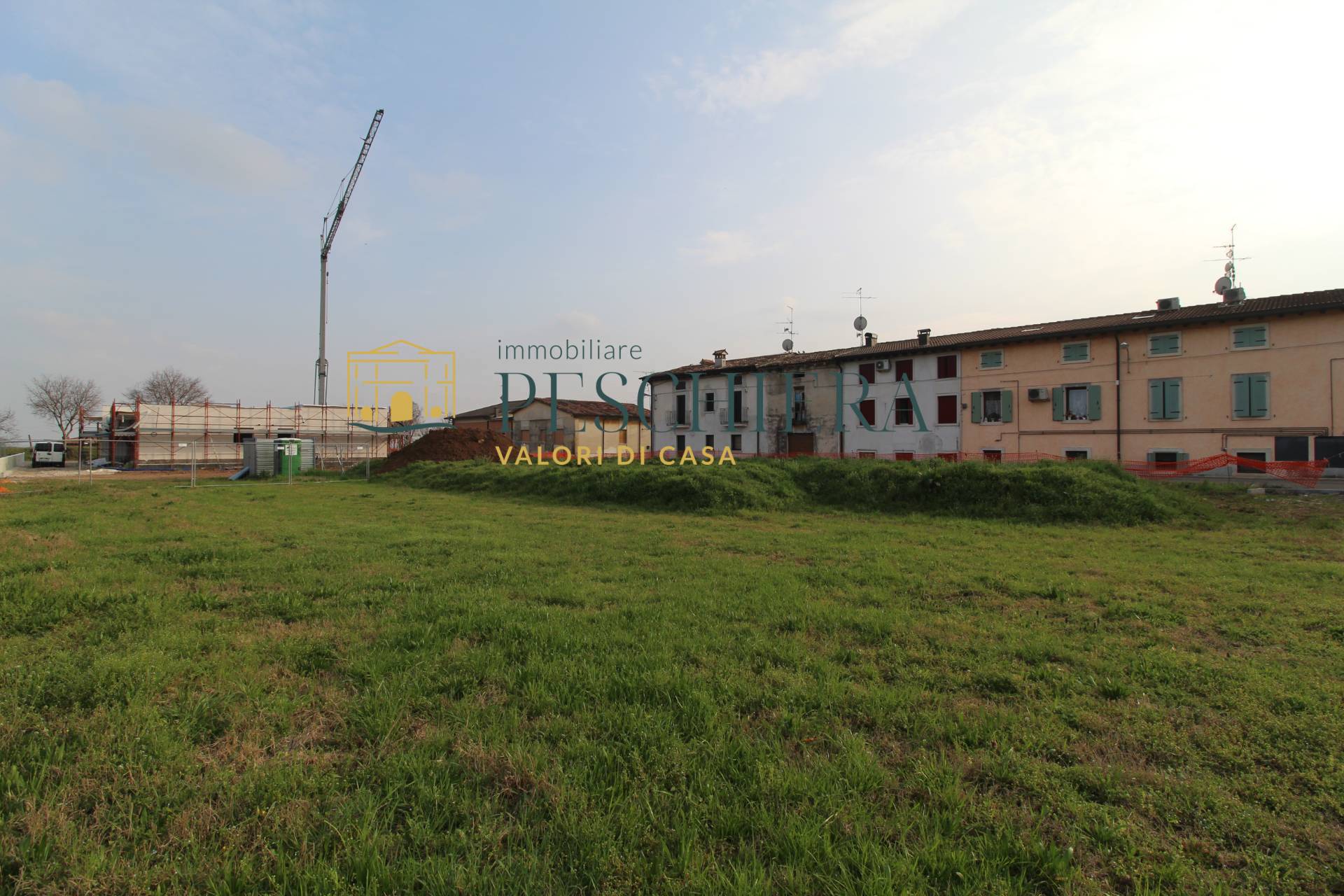 Terreno edificabile in vendita a Valeggio sul Mincio, Generica