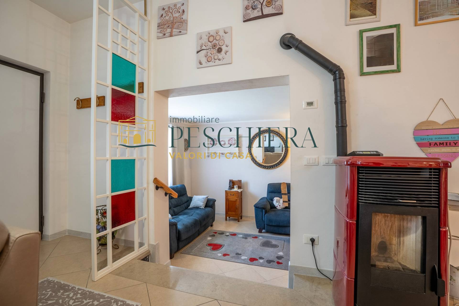 Villa bifamiliare in vendita a Peschiera del Garda, Generica