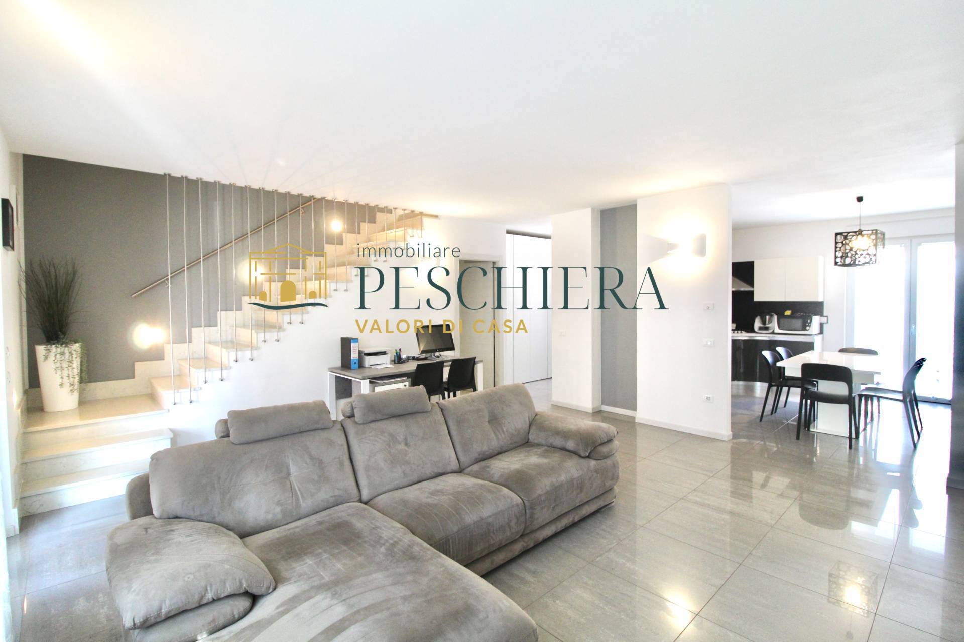 Villa in vendita a Valeggio sul Mincio, Generica