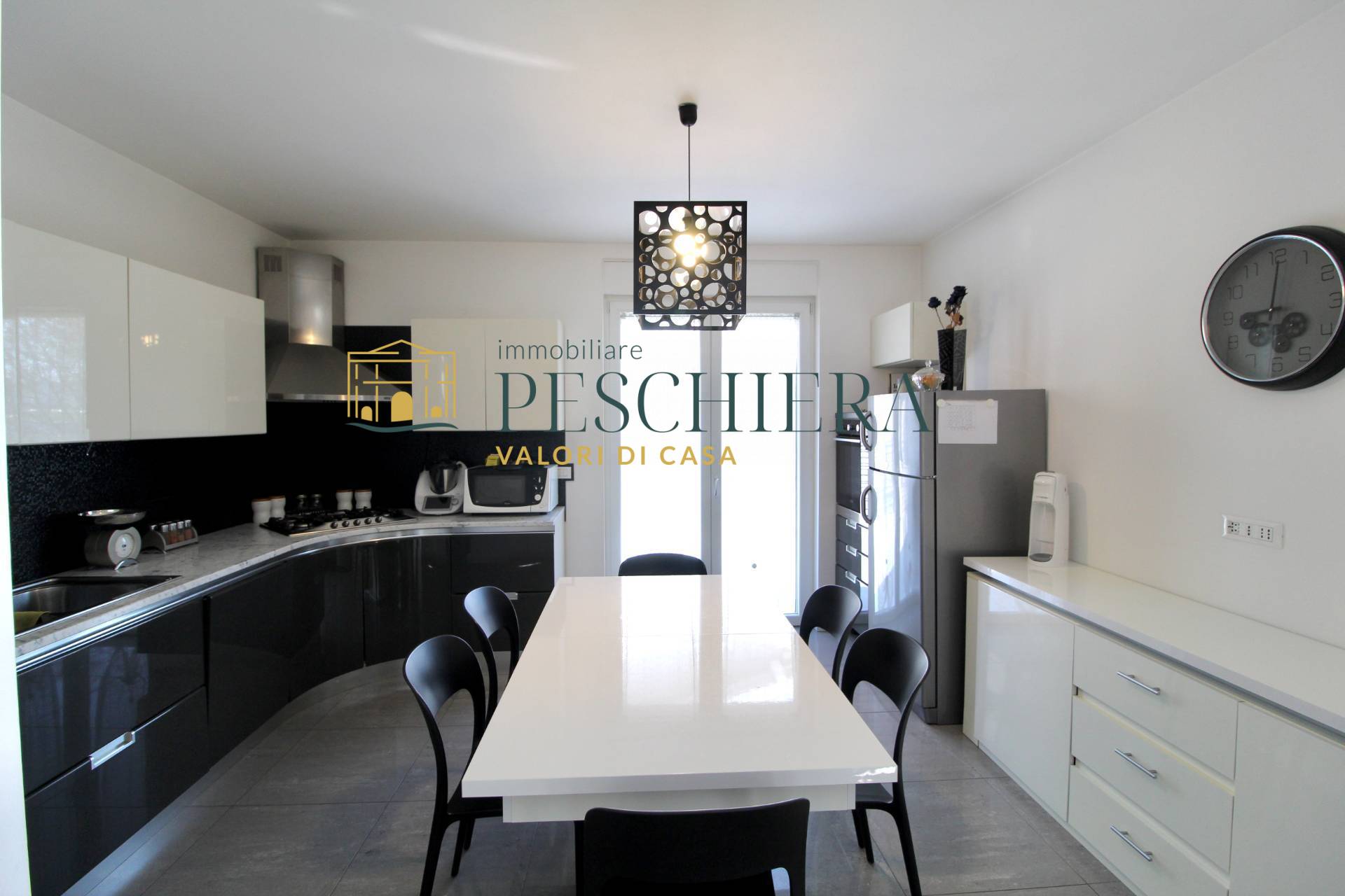 Villa in vendita a Valeggio sul Mincio, Generica