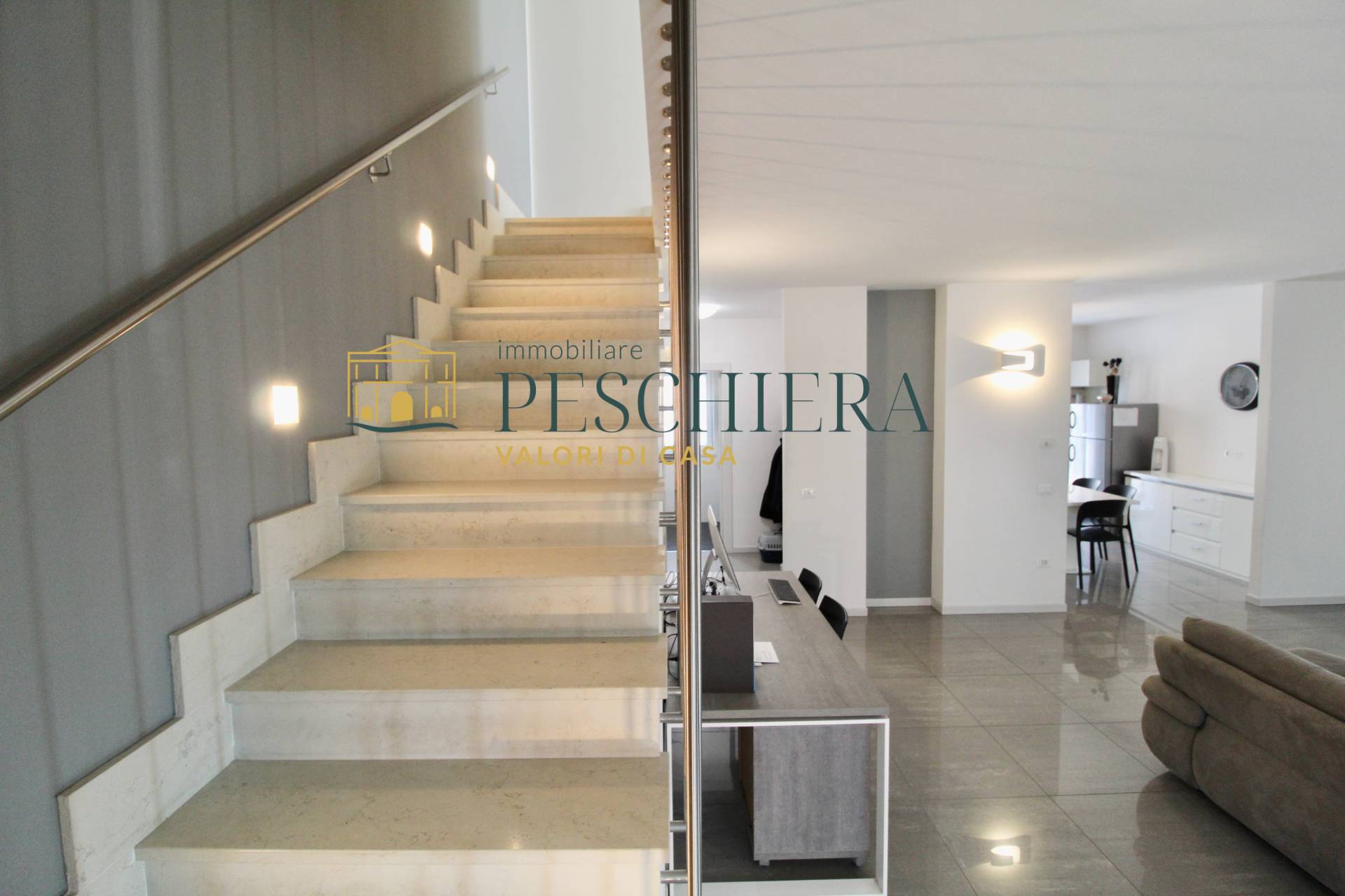 Villa in vendita a Valeggio sul Mincio, Generica