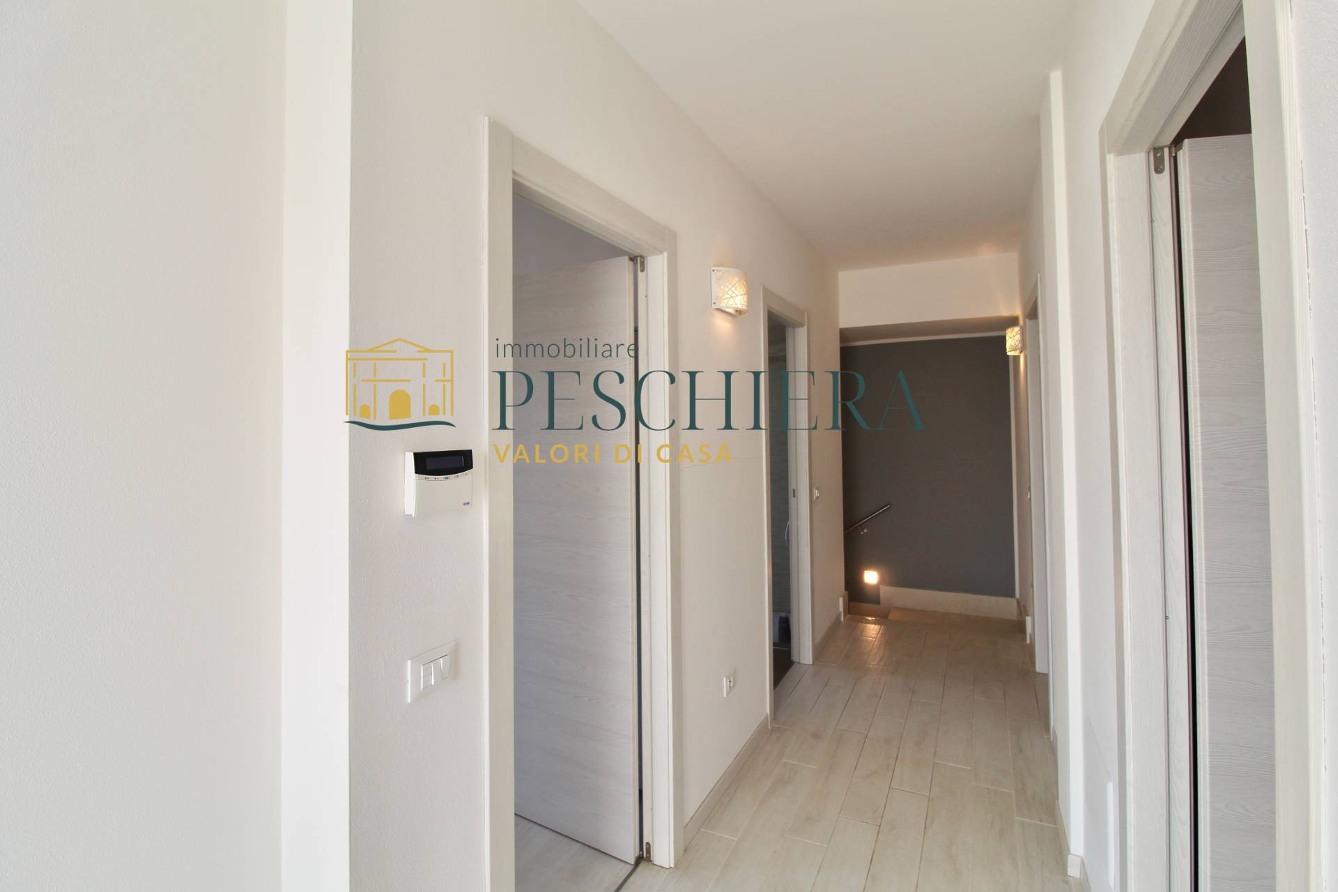 Villa in vendita a Valeggio sul Mincio, Generica