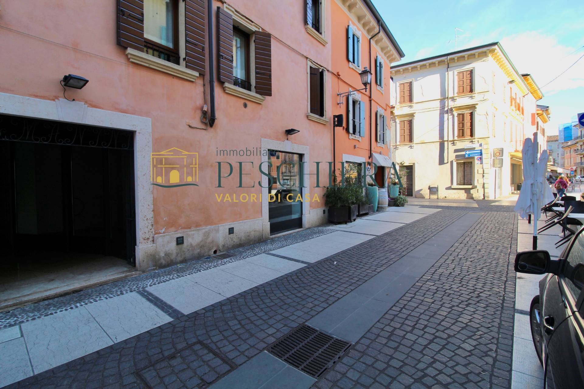 Immobile Commerciale in affitto a Valeggio sul Mincio, Generica