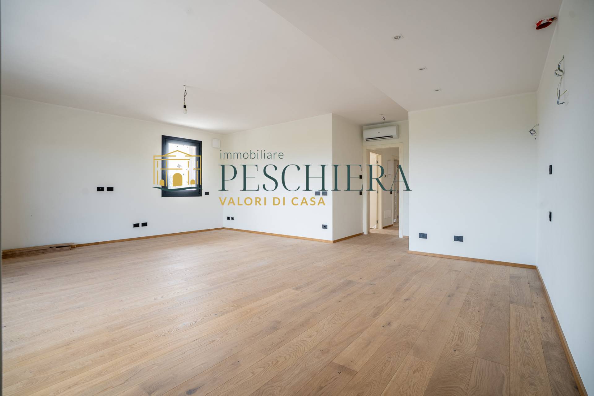 Attico in vendita a Peschiera del Garda, San Benedetto di Lugana