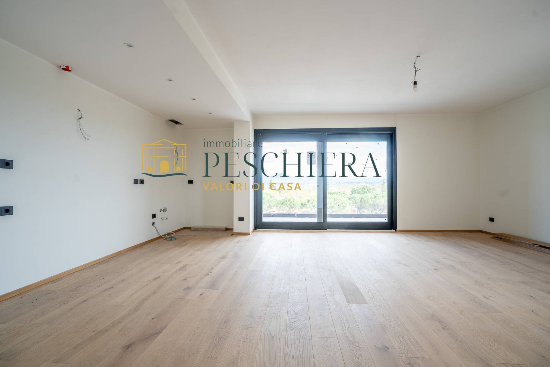 Attico in vendita a Peschiera del Garda, San Benedetto di Lugana