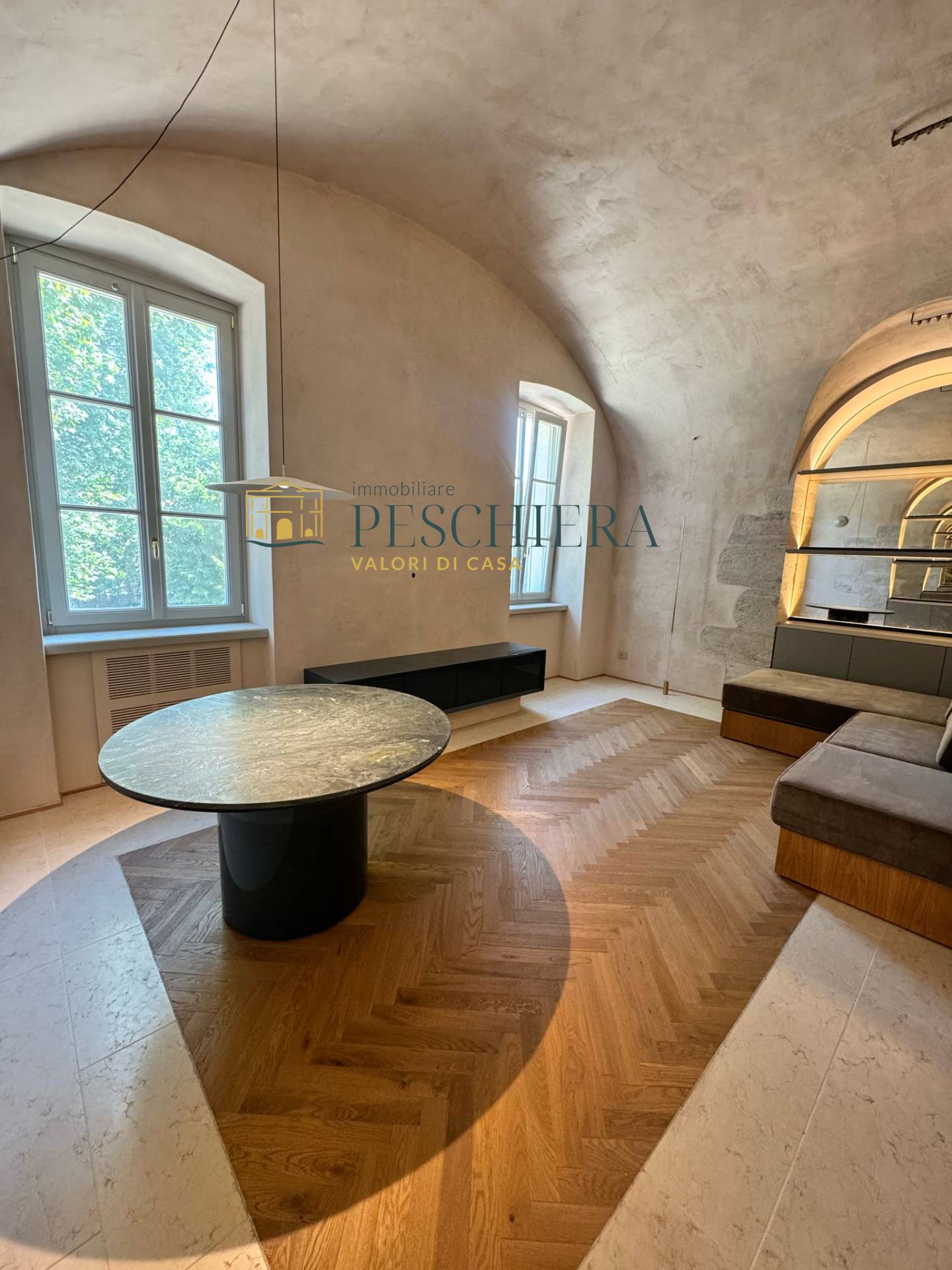 Appartamento in affitto a Peschiera del Garda, Centro storico