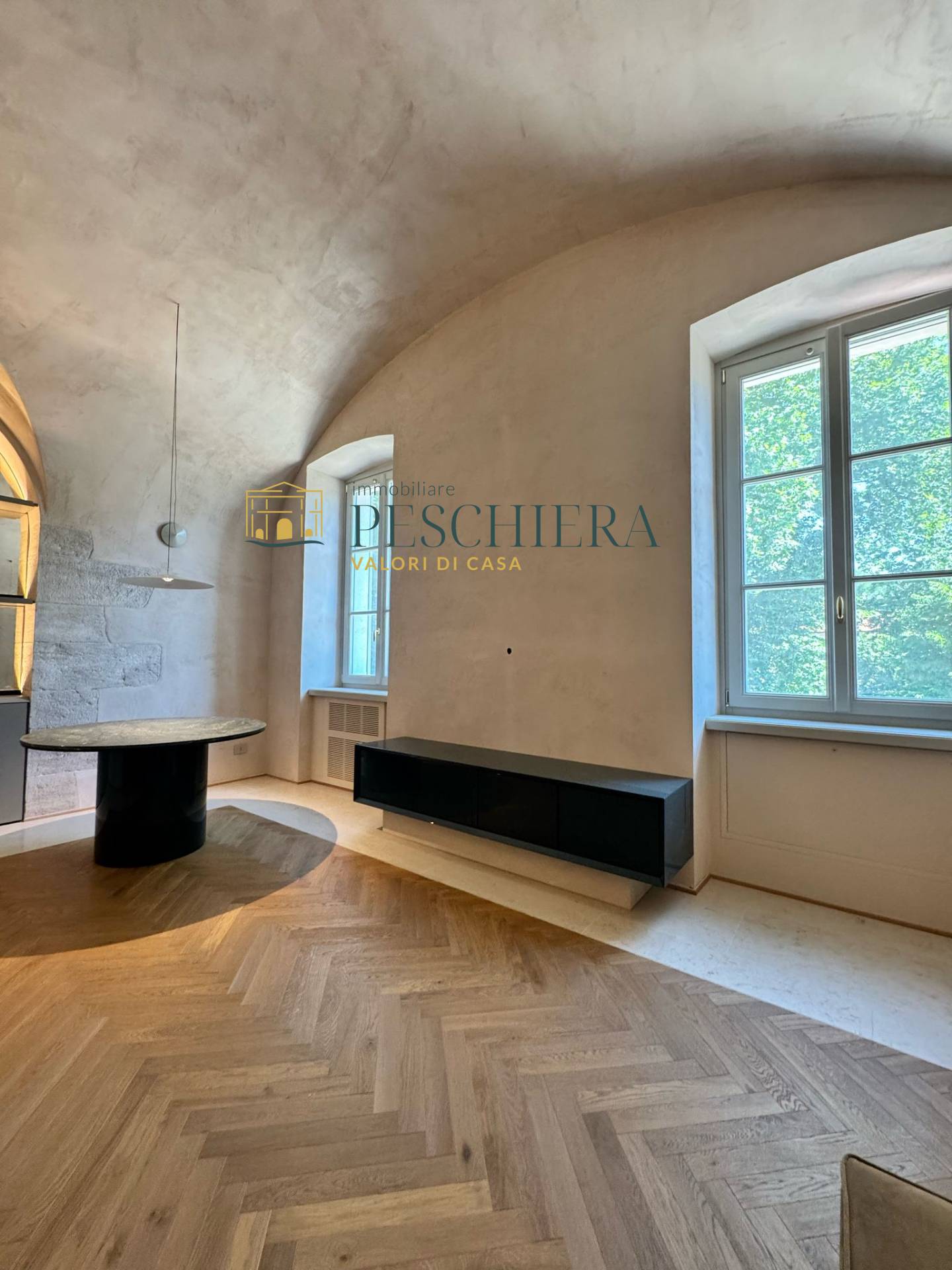 Appartamento in affitto a Peschiera del Garda, Centro storico