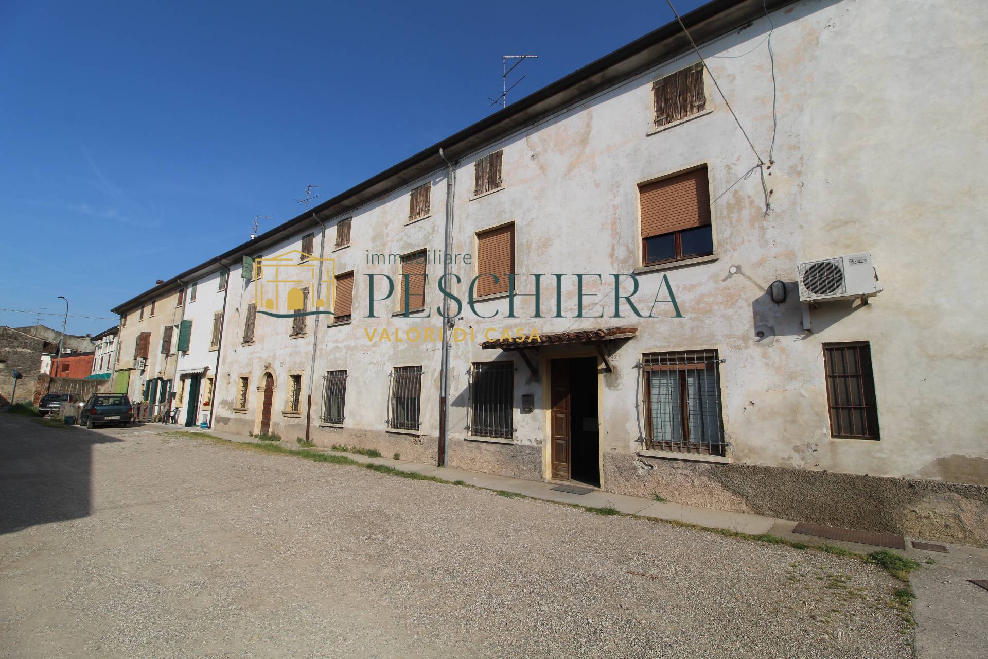 Villetta a schiera in vendita a Valeggio sul Mincio, Vanoni