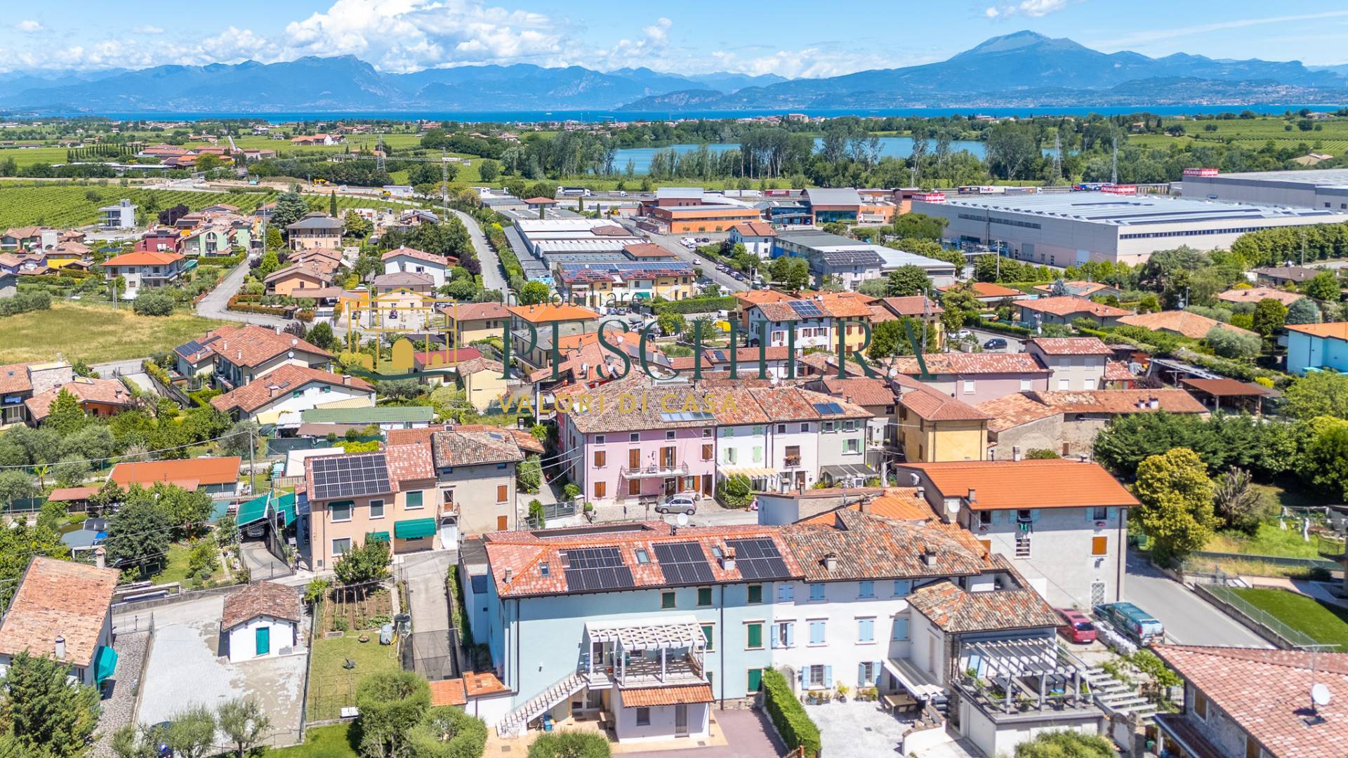 Appartamento in vendita a Peschiera del Garda, Generica