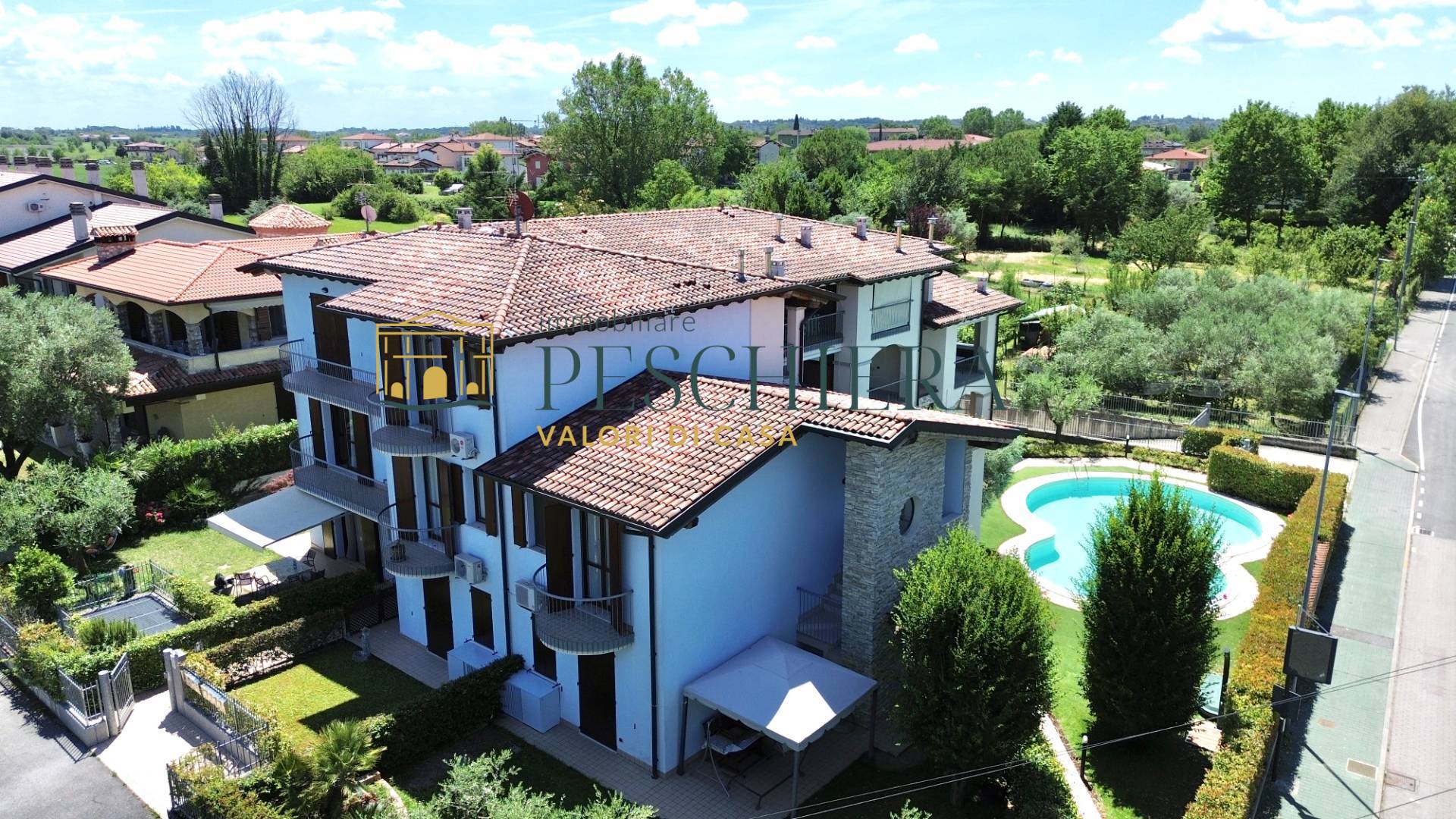 Appartamento in vendita a Sirmione, Generica