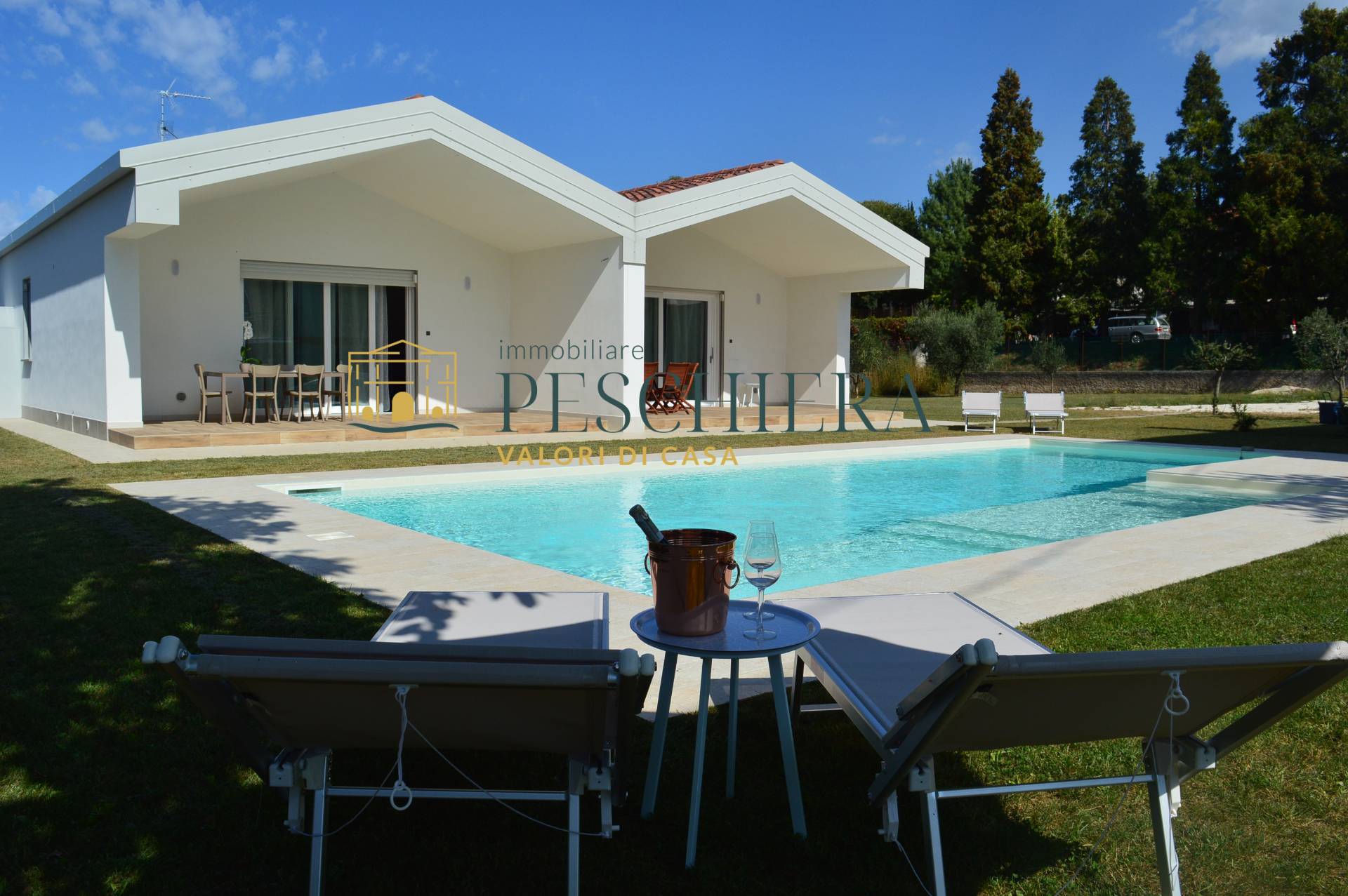 Appartamento in affitto a Peschiera del Garda, Generica
