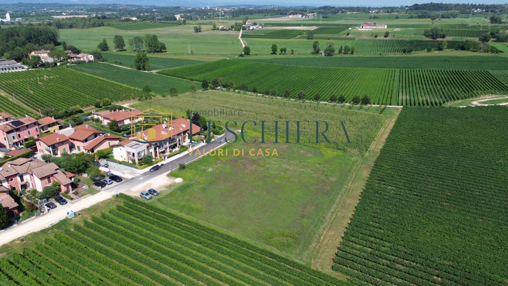 Terreno edificabile in vendita a Castelnuovo del Garda, Generica