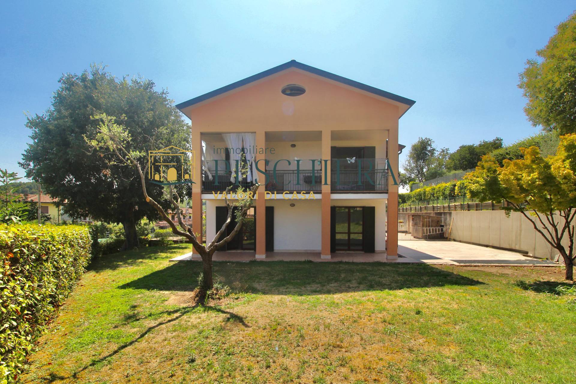 Appartamento in vendita a Peschiera del Garda, Generica