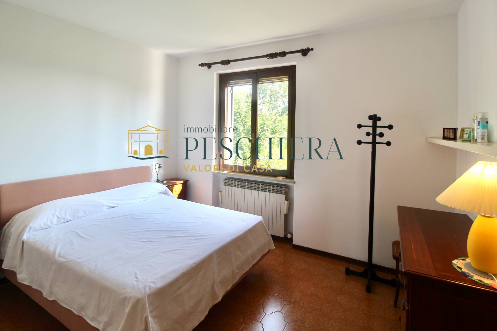 Appartamento in vendita a Peschiera del Garda, Generica