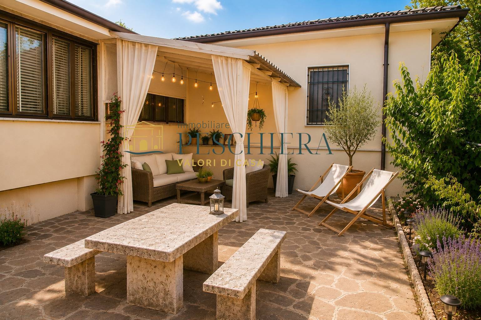 Casa indipendente con terreno in vendita a Valeggio sul Mincio, Borghetto