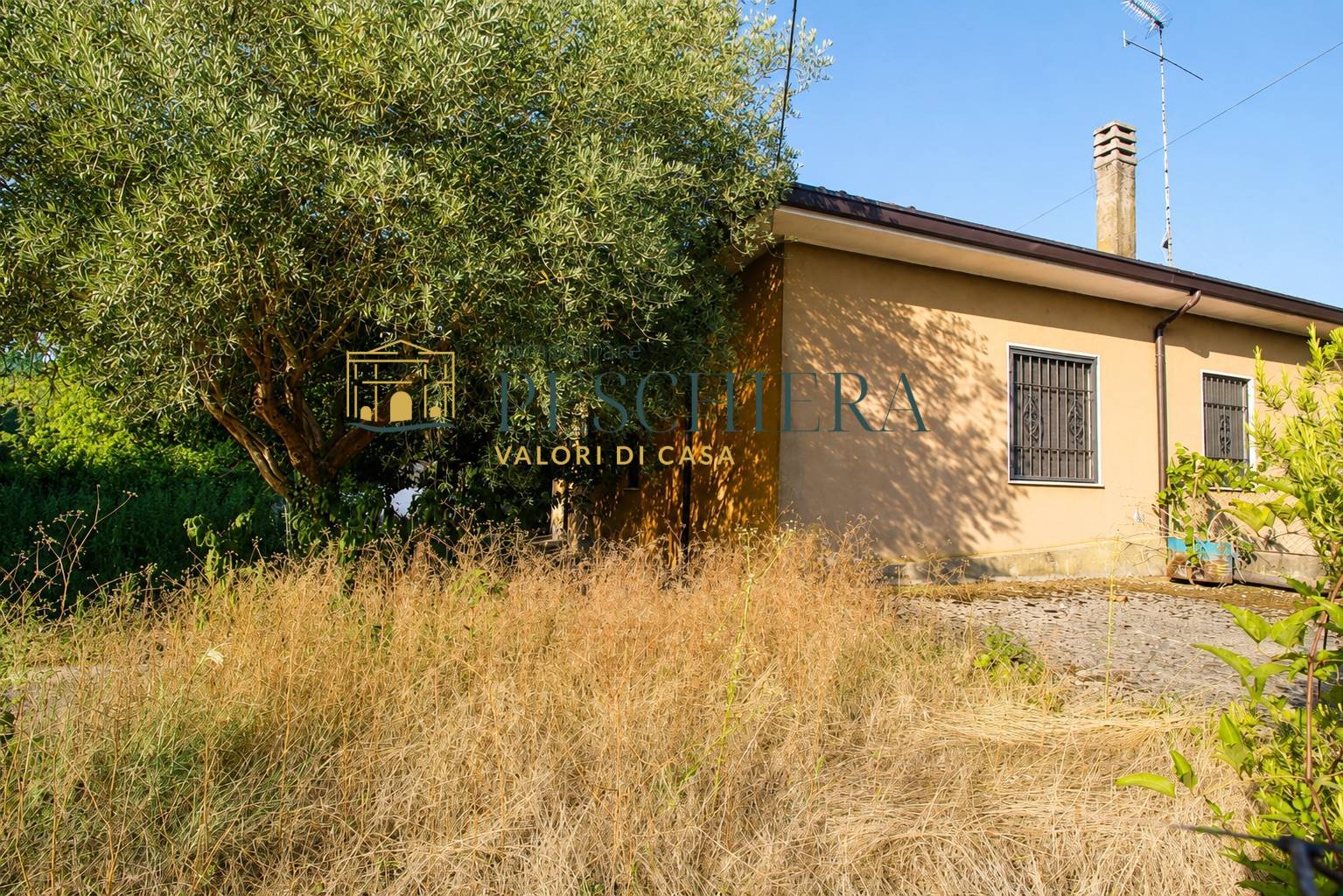 Casa indipendente con terreno in vendita a Valeggio sul Mincio, Borghetto