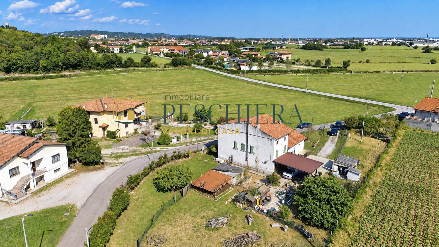 Casa indipendente con terreno in vendita a Valeggio sul Mincio, Generica