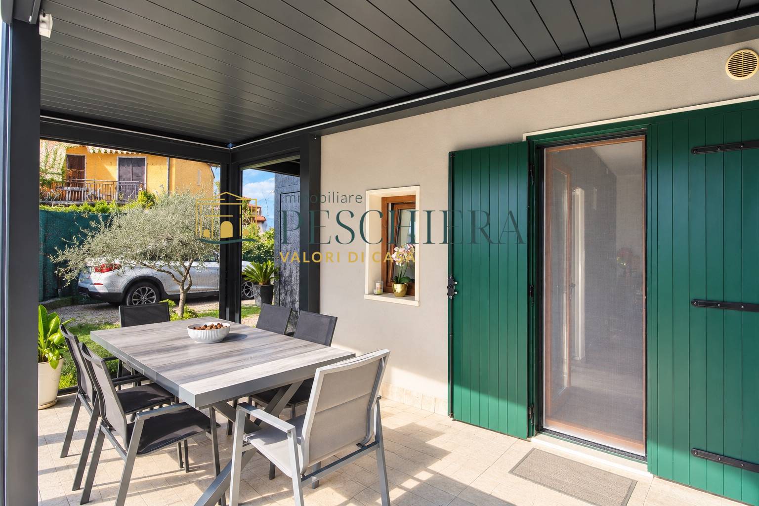 Porzione di villa bifamiliare in vendita a Sona, Lugagnano