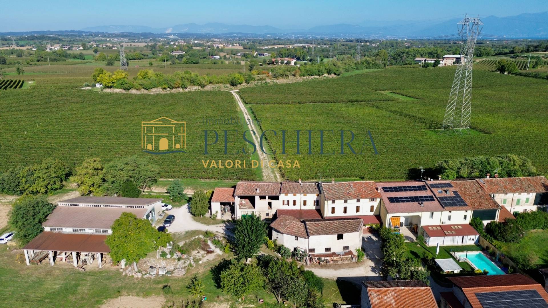 Casa indipendente con terreno in vendita a Pozzolengo