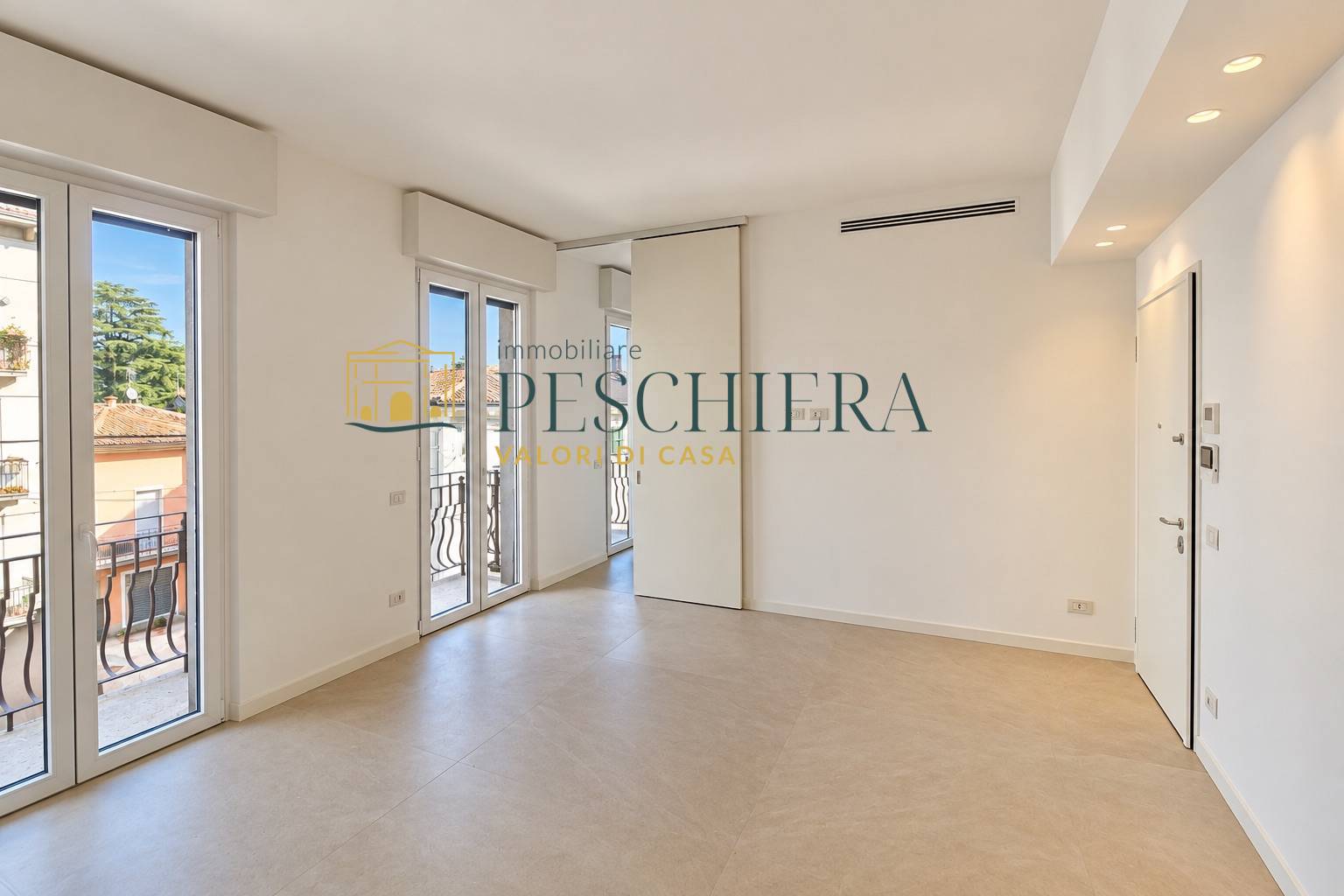 Appartamento in vendita a Valeggio sul Mincio, Generica