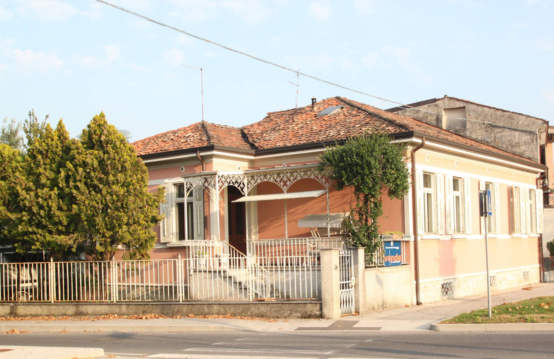 Casa indipendente con terrazzo a Gradisca d'Isonzo