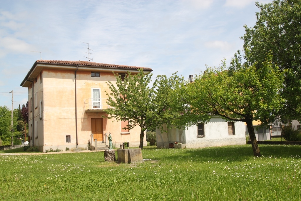 Villa con terrazzo, Romans d'Isonzo versa