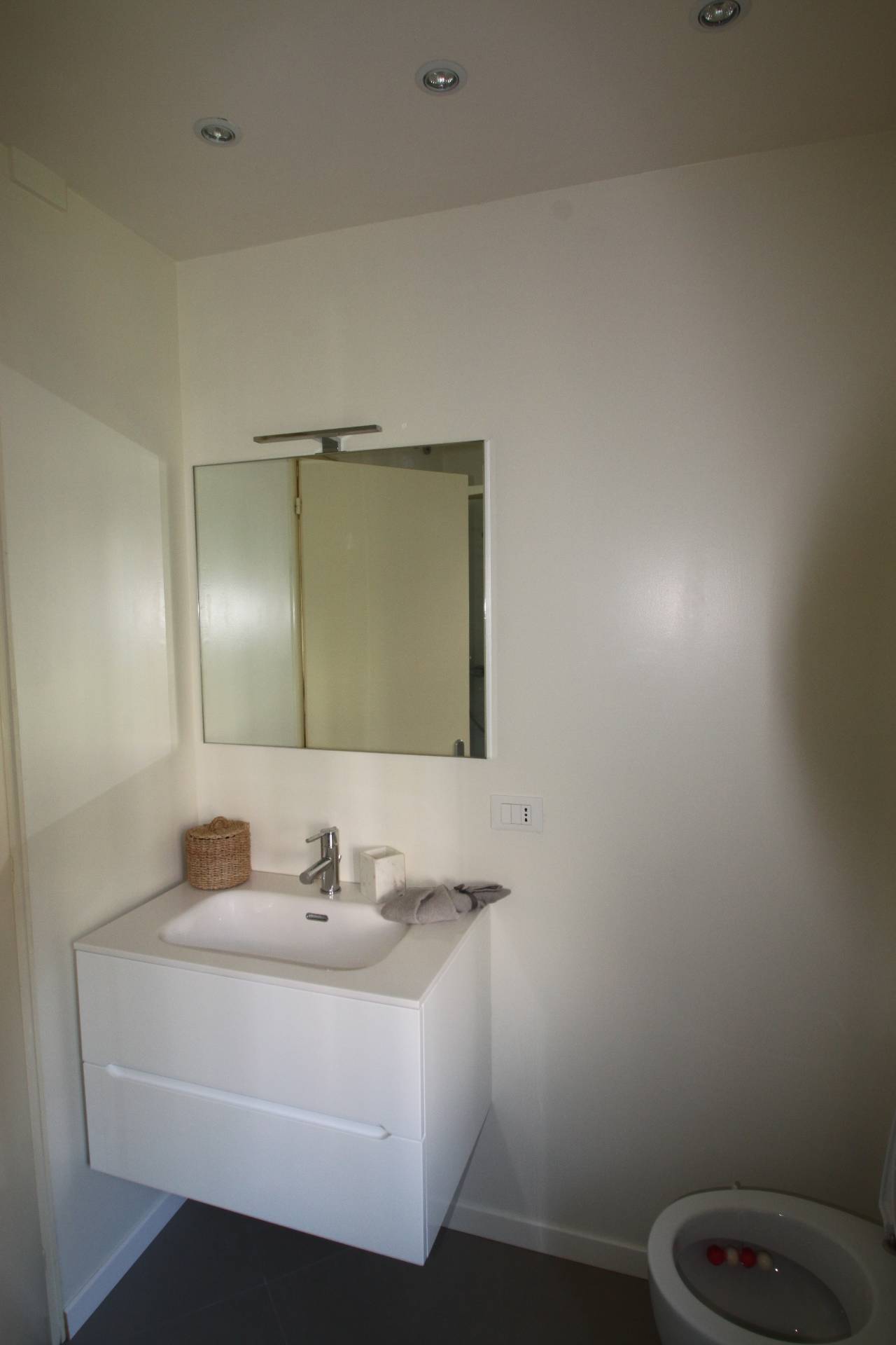 Appartamento bicamere in vendita a Grado