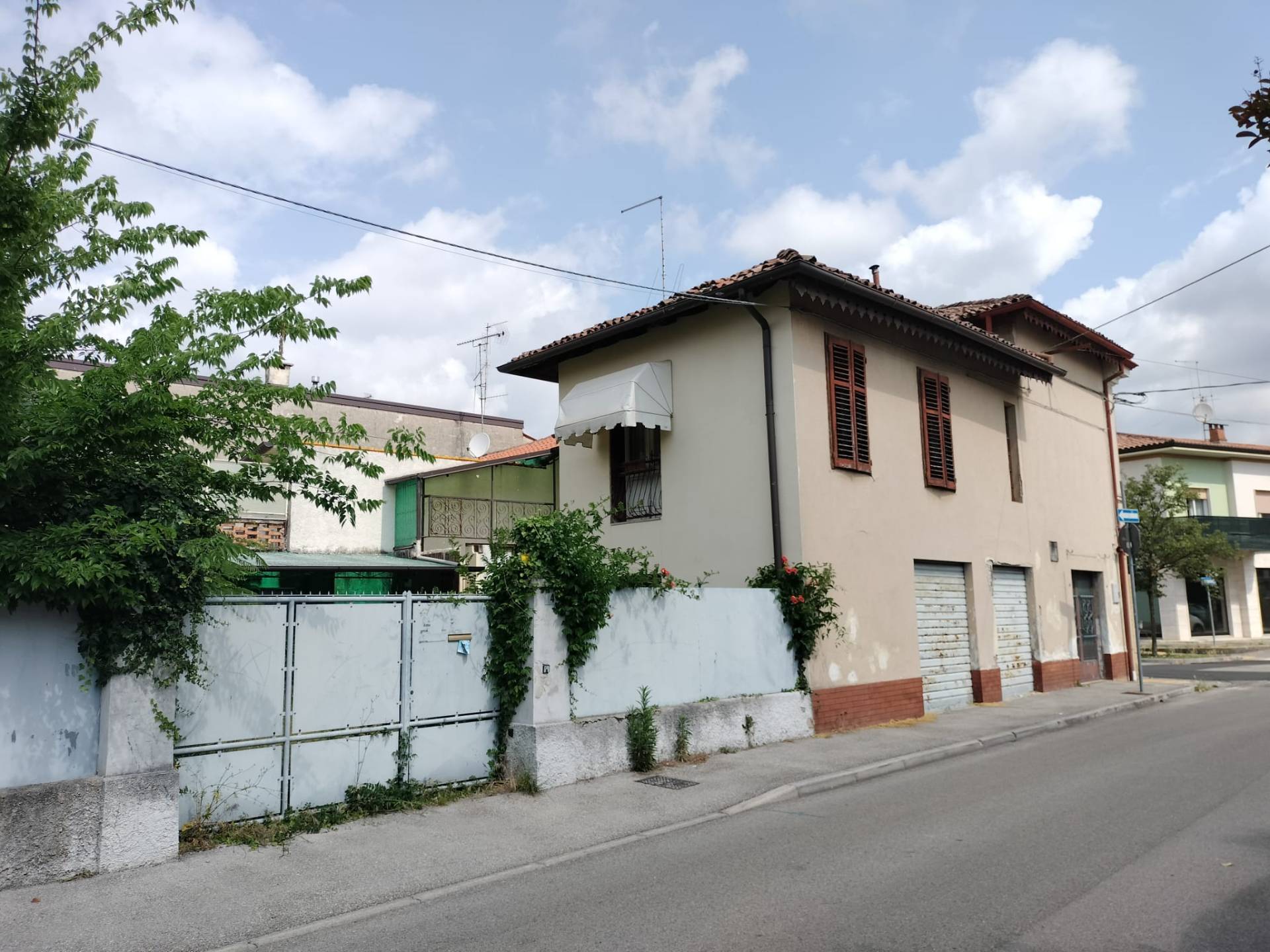 Stabile in vendita a Gradisca d'Isonzo