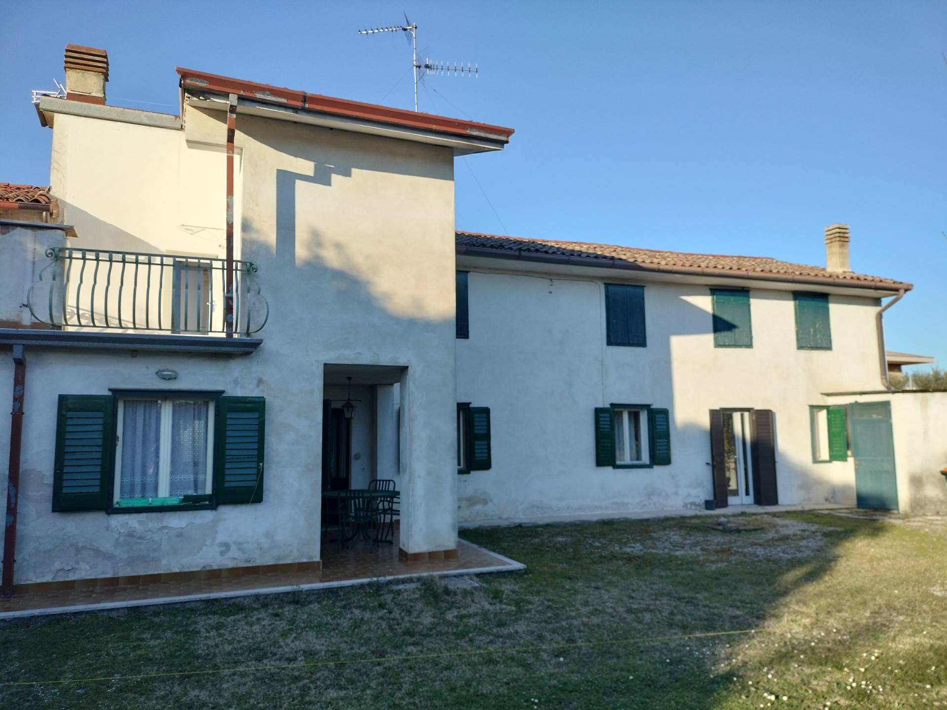Villa bifamiliare in vendita a Gradisca d'Isonzo