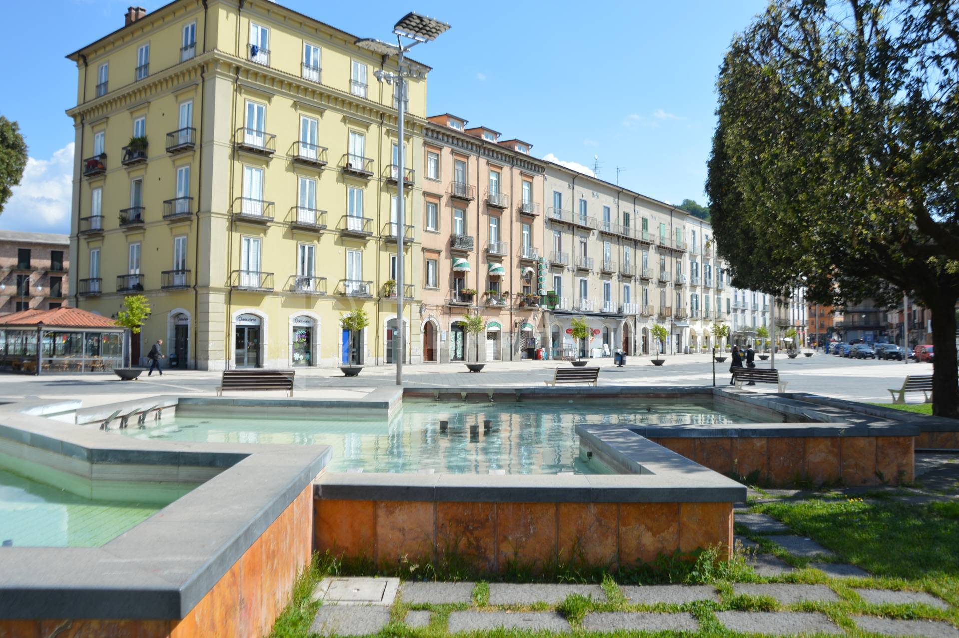 Attivit commerciale in vendita a Atripalda