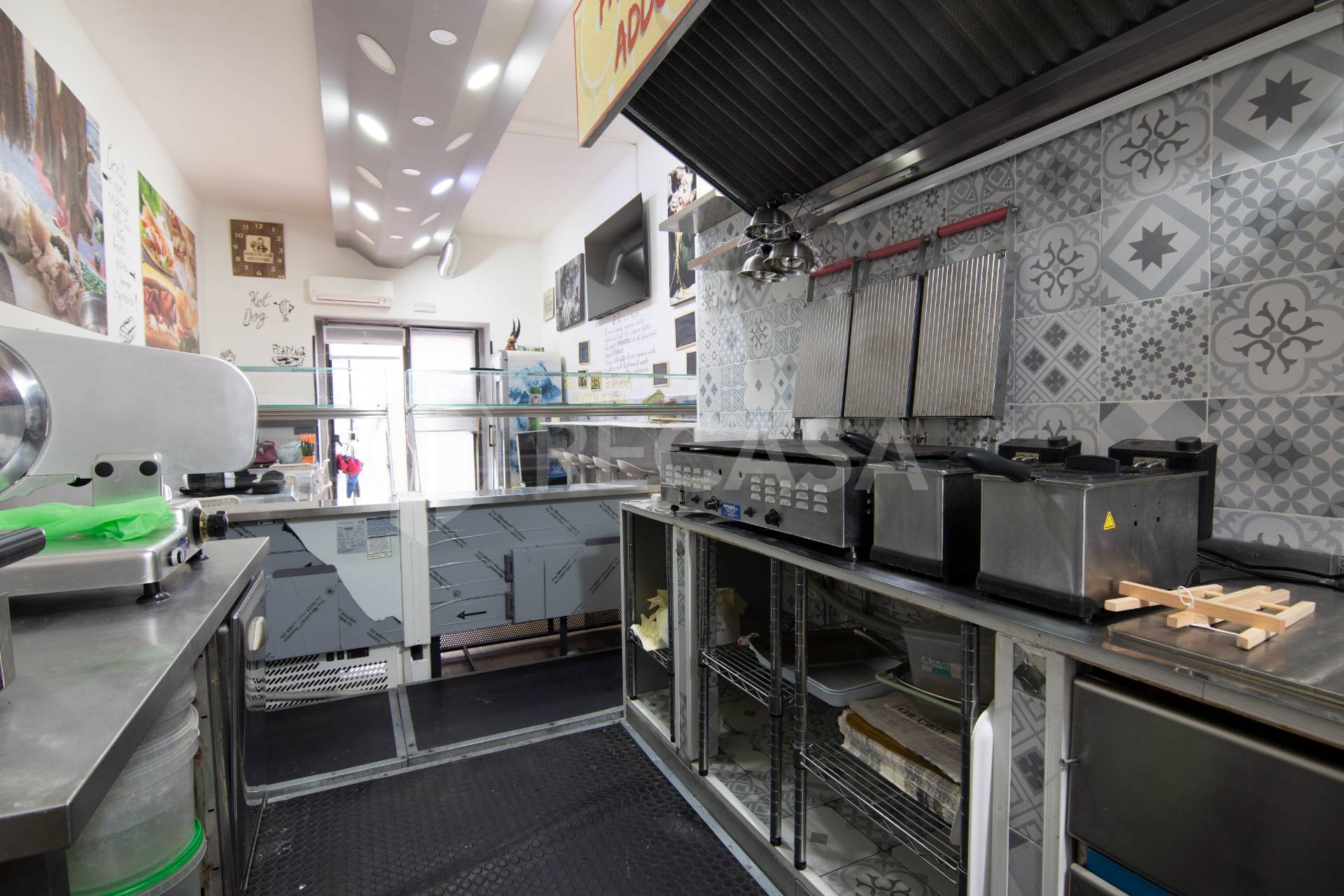 Attivit commerciale in vendita a Atripalda