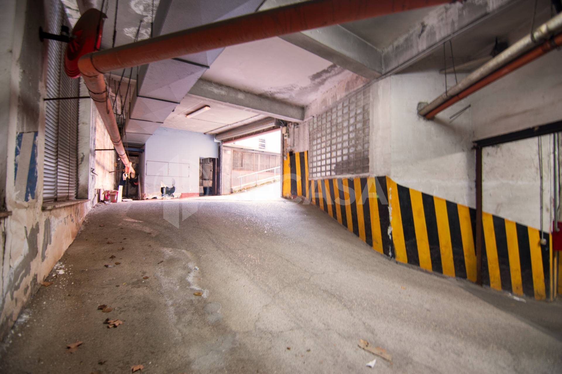 Box o garage in vendita a Avellino, Semicentro