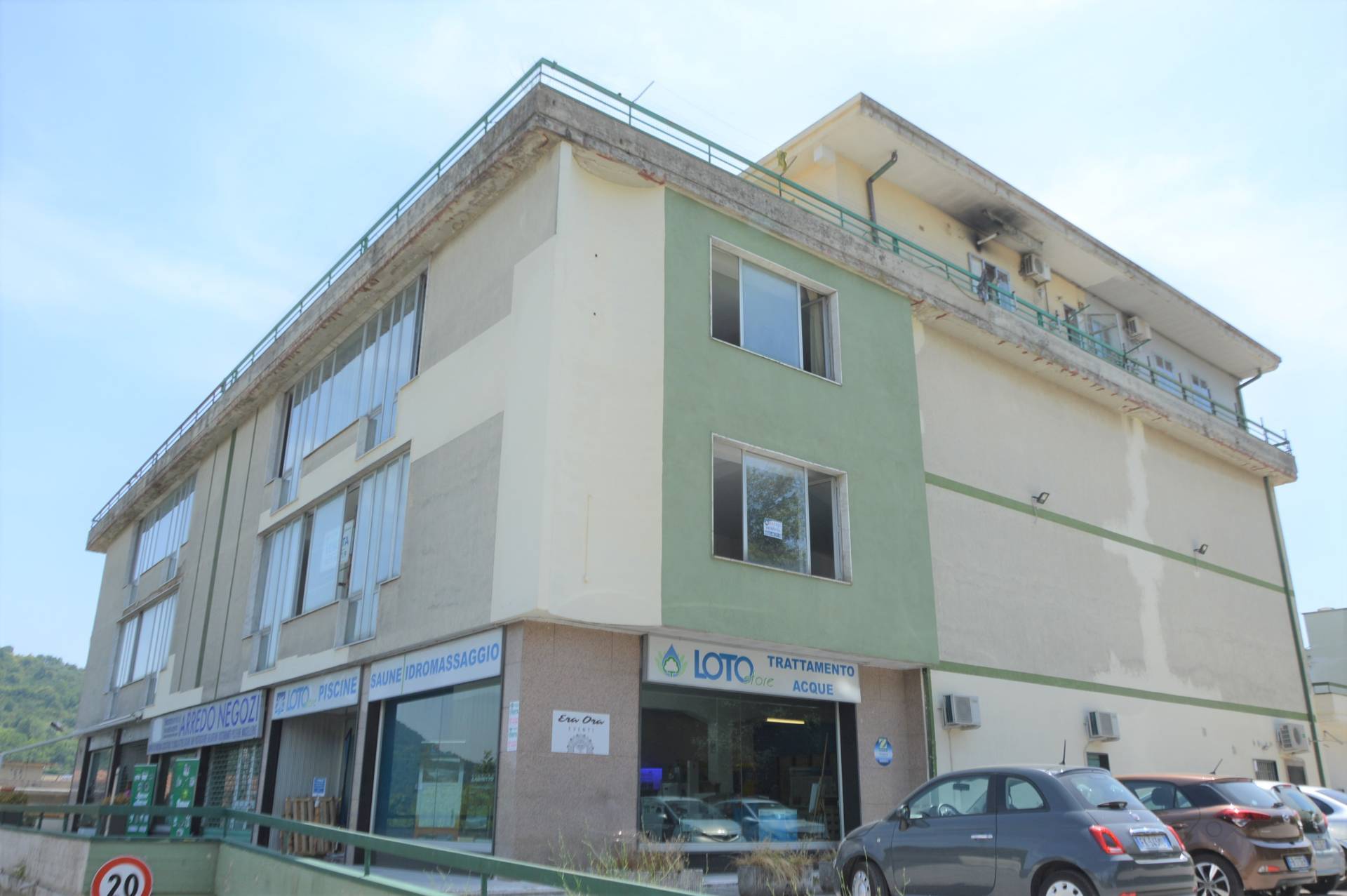 Locale commerciale in vendita a Atripalda