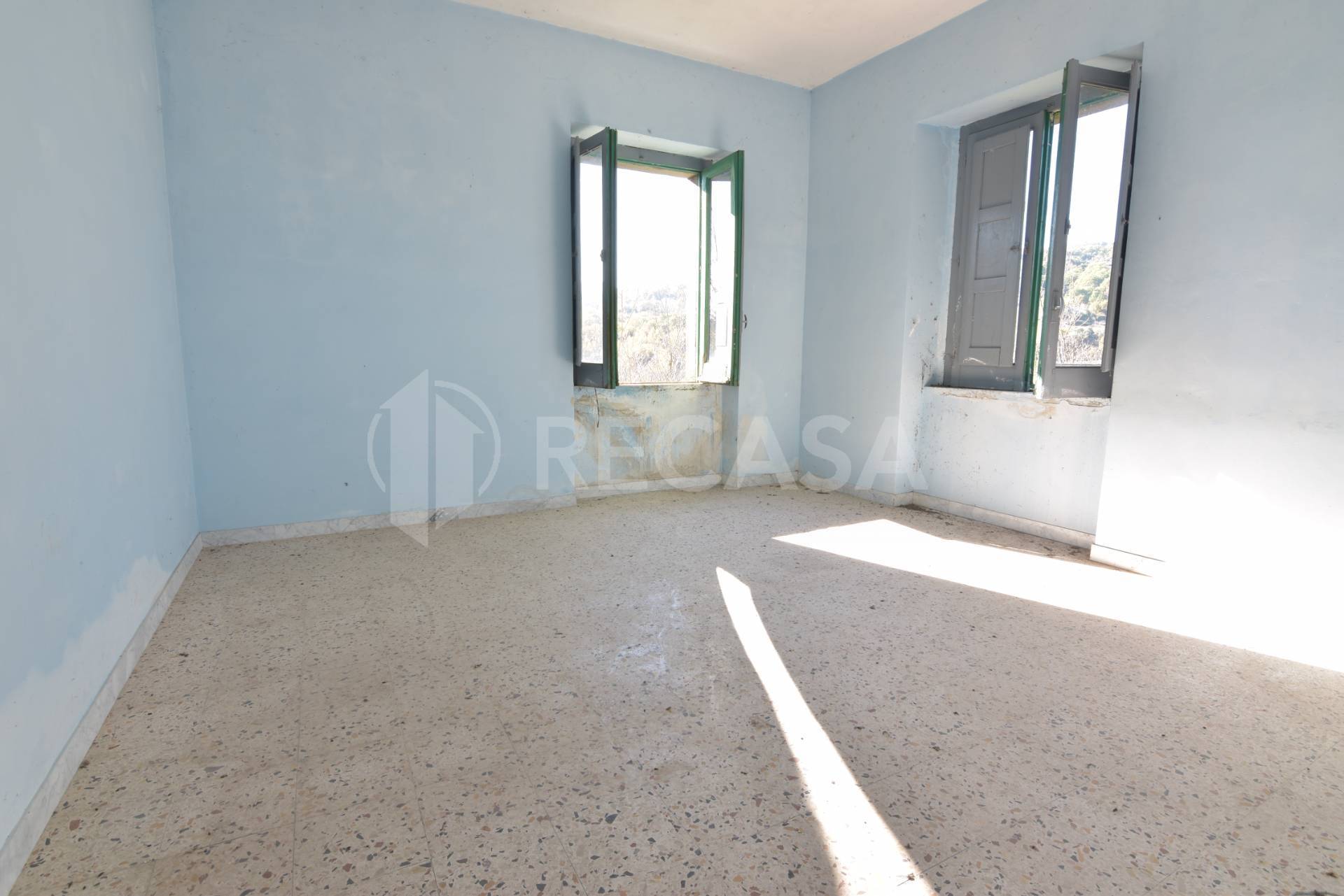 Casa singola in vendita a Castelfranci