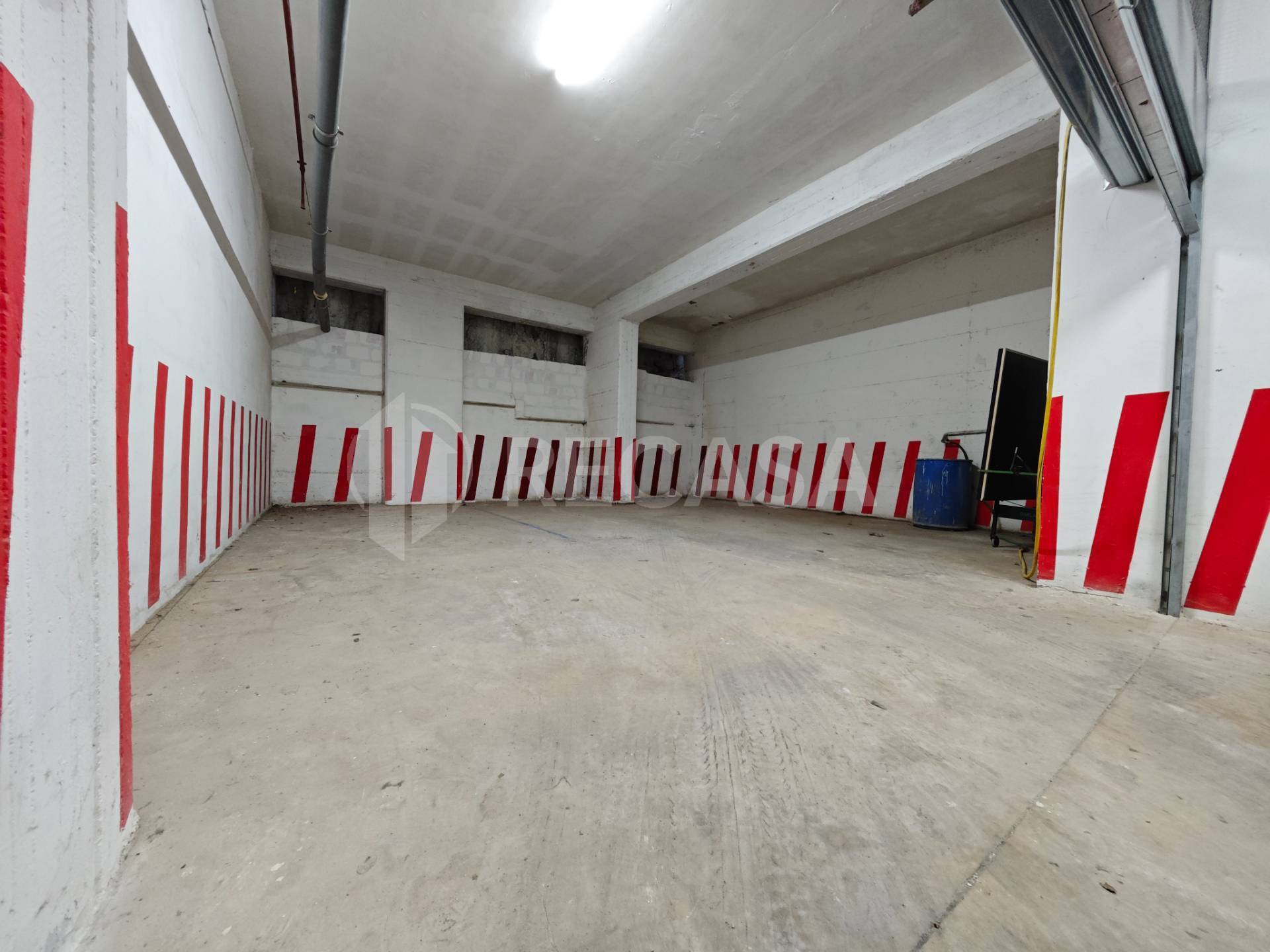 Box o garage in vendita a Avellino, Centro