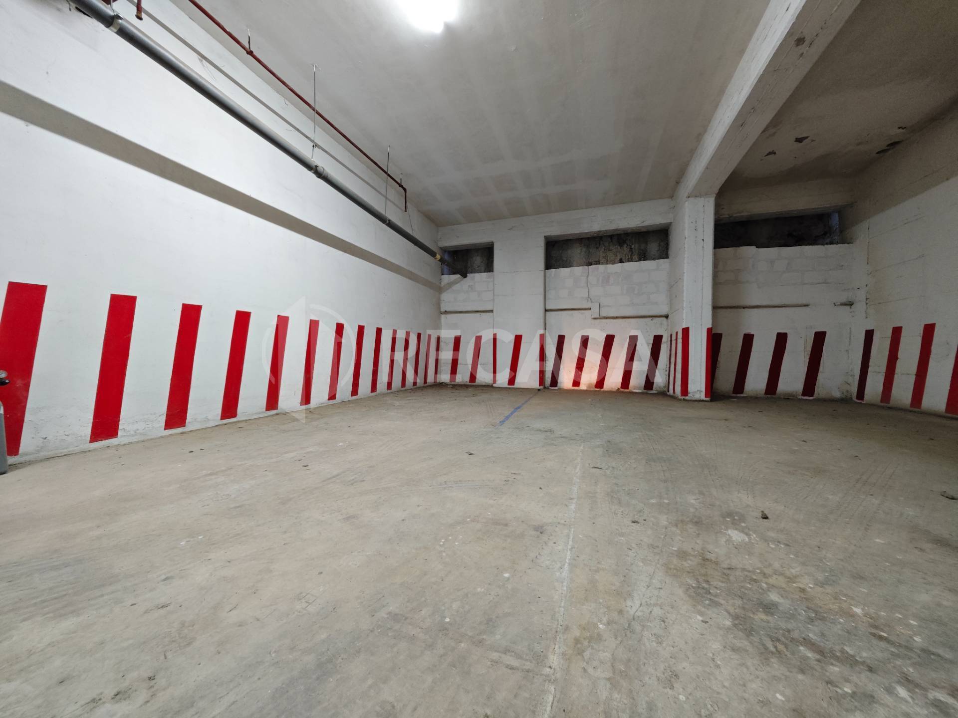 Box o garage in vendita a Avellino, Centro