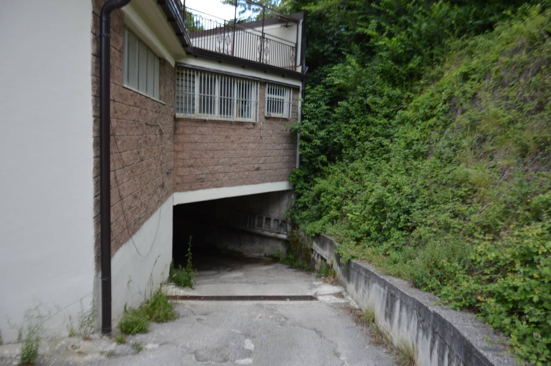 Deposito in vendita a Atripalda