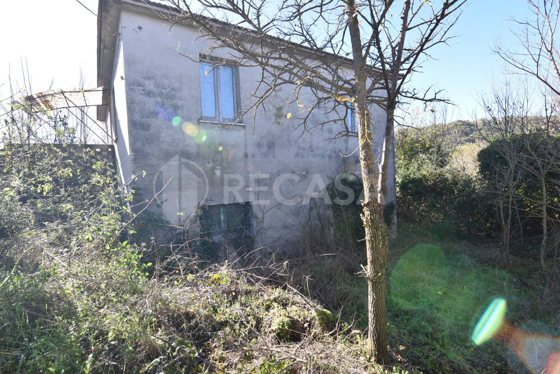 Casa singola in vendita a Castelfranci