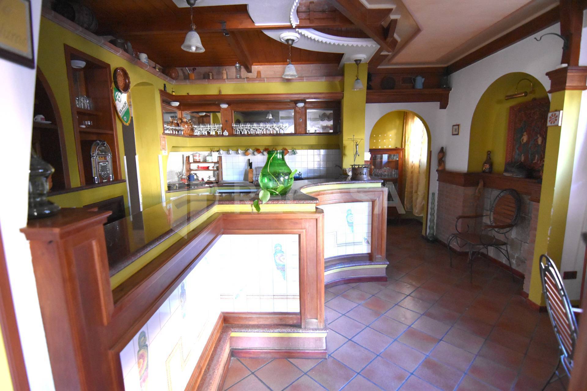 Locale commerciale in vendita a Capriglia Irpina